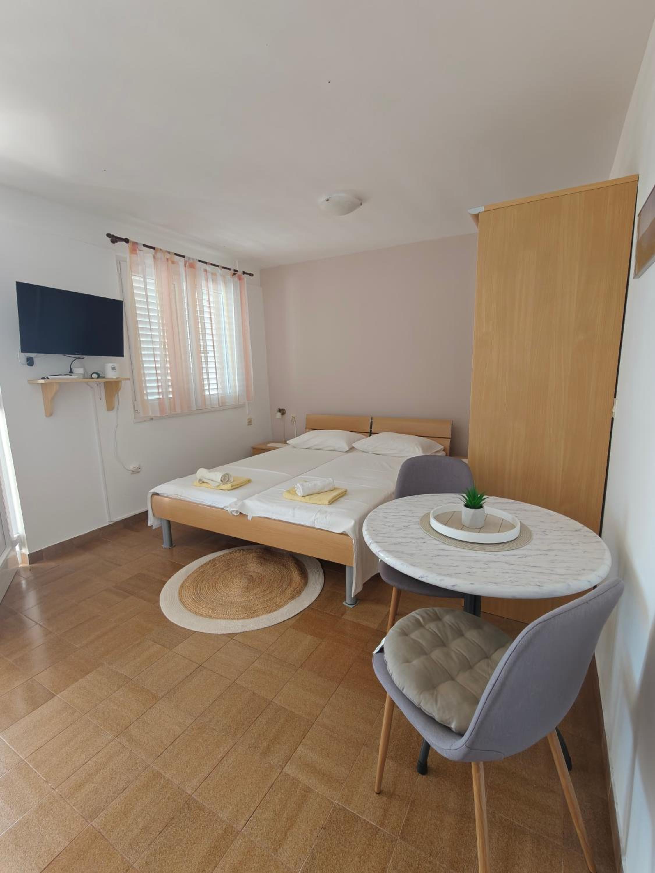 Studio Apartment with Sea View