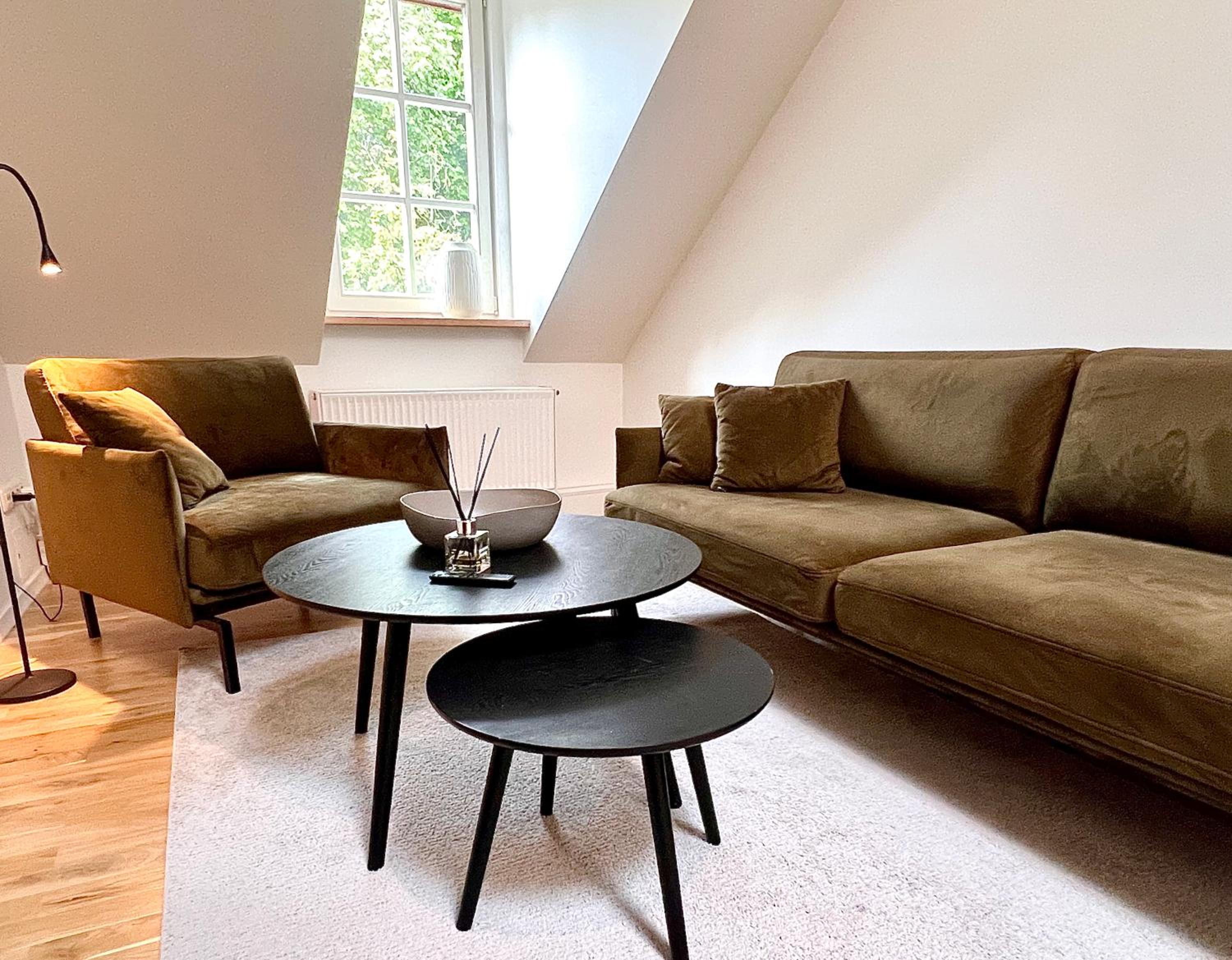 Two-Bedroom Apartment with View photo 2