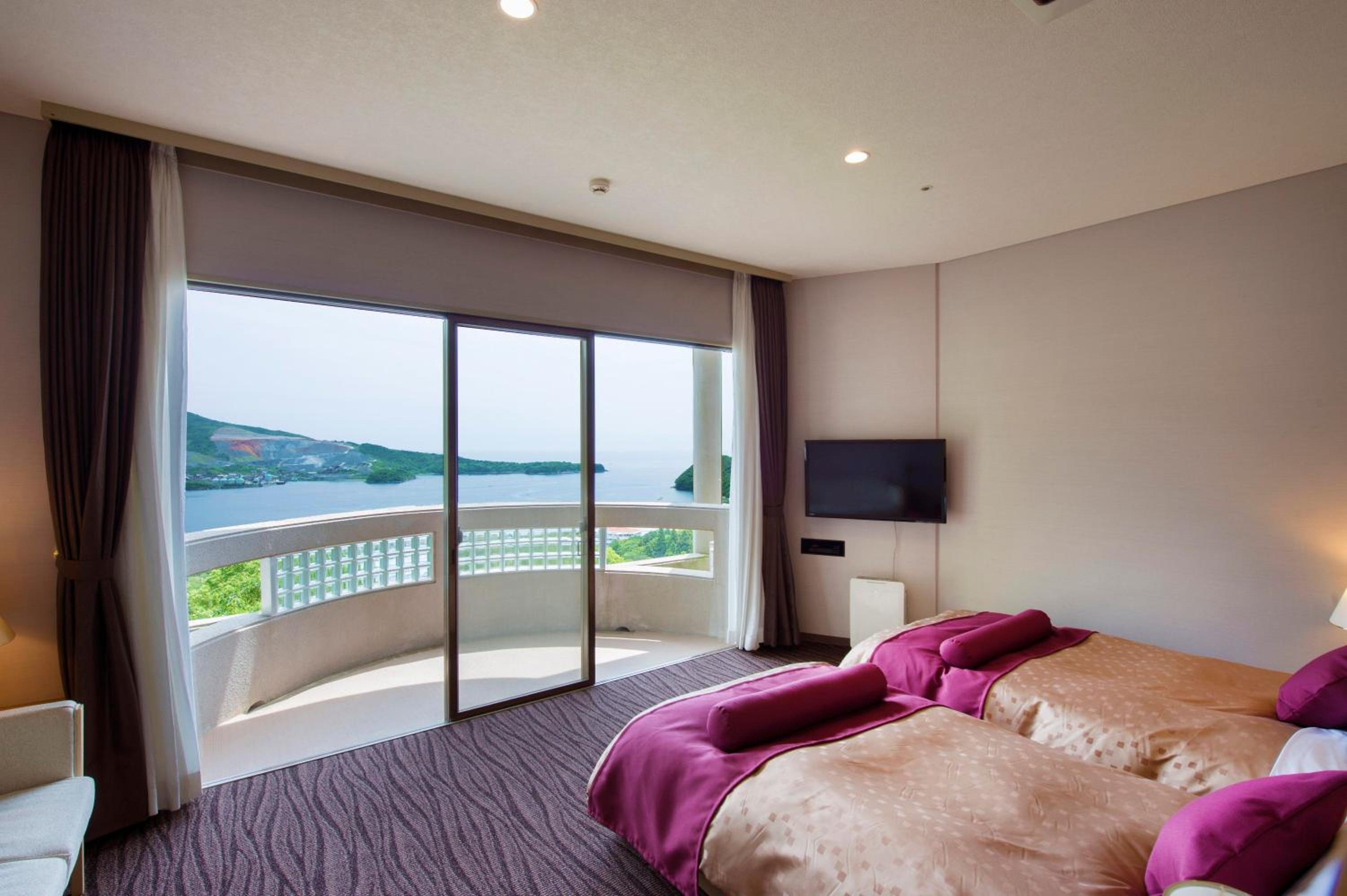 Deluxe Twin Room photo 2