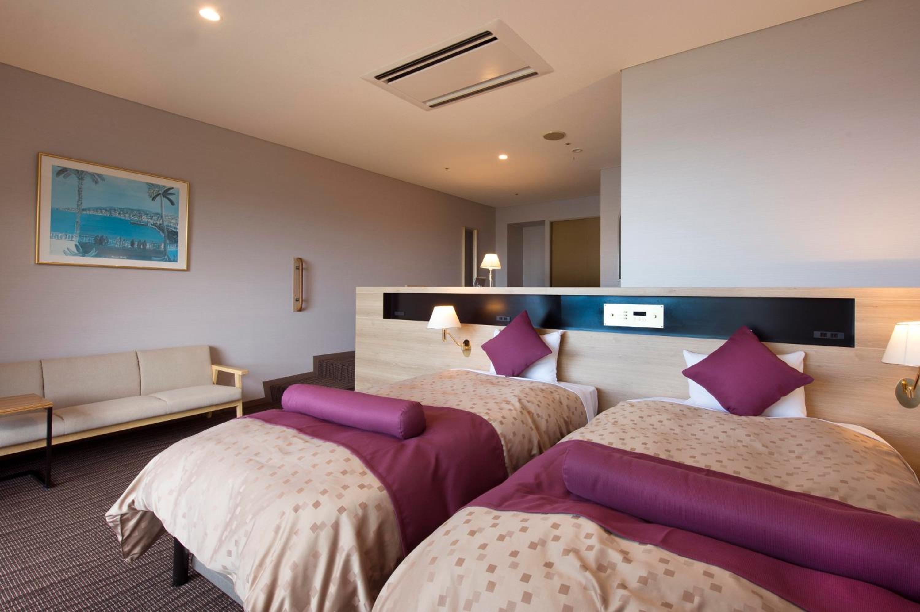 Deluxe Twin Room photo 3
