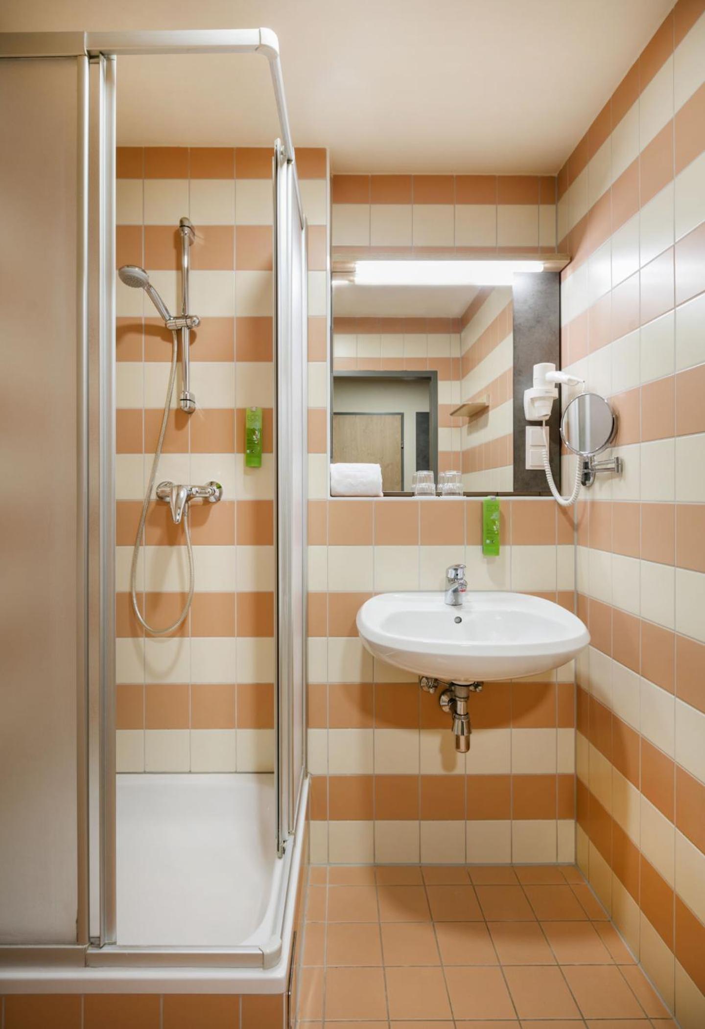 Triple Room - Photo 3