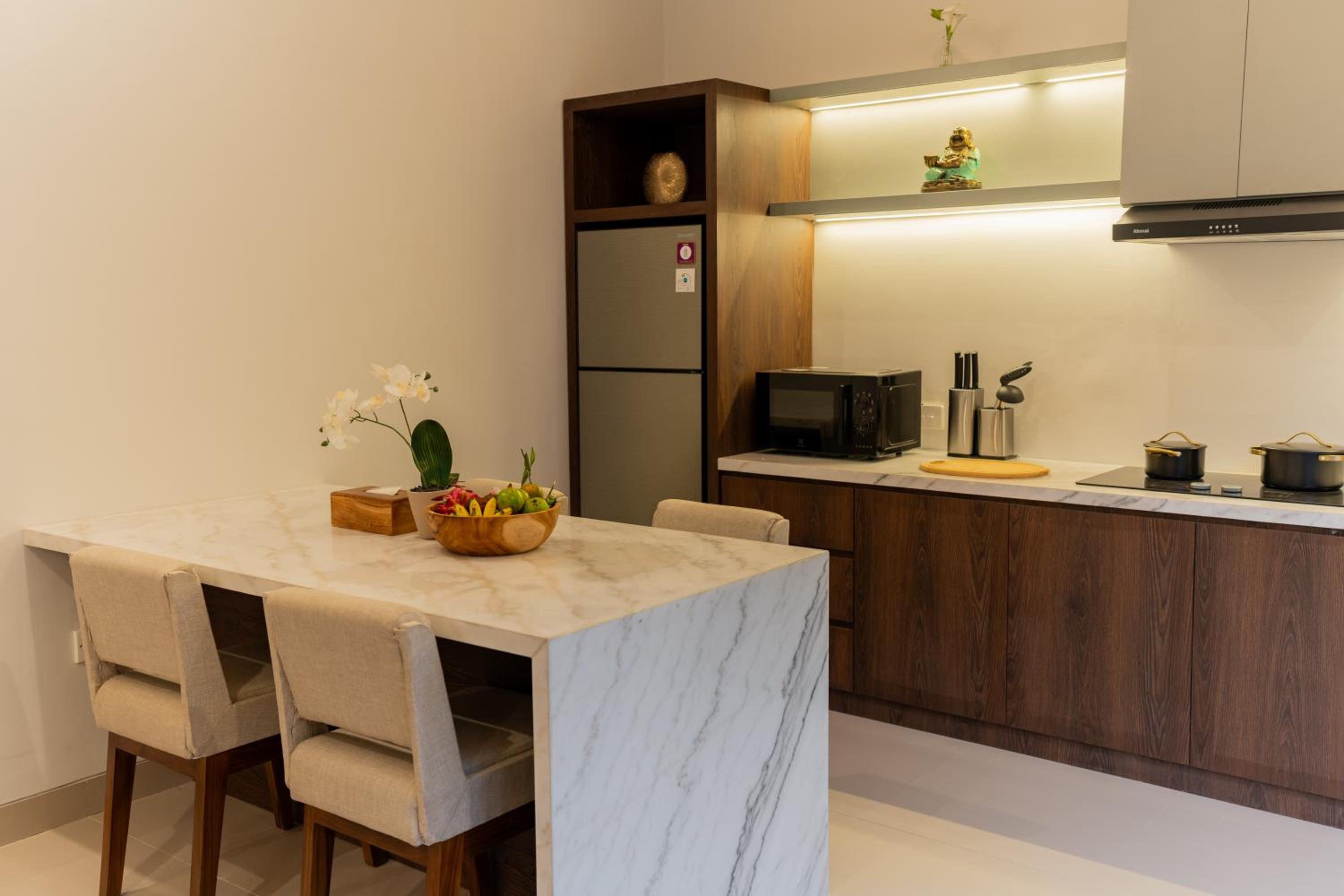 One - Bedroom Villa with Bathtub, Private Pool and Equipped Kitchenette