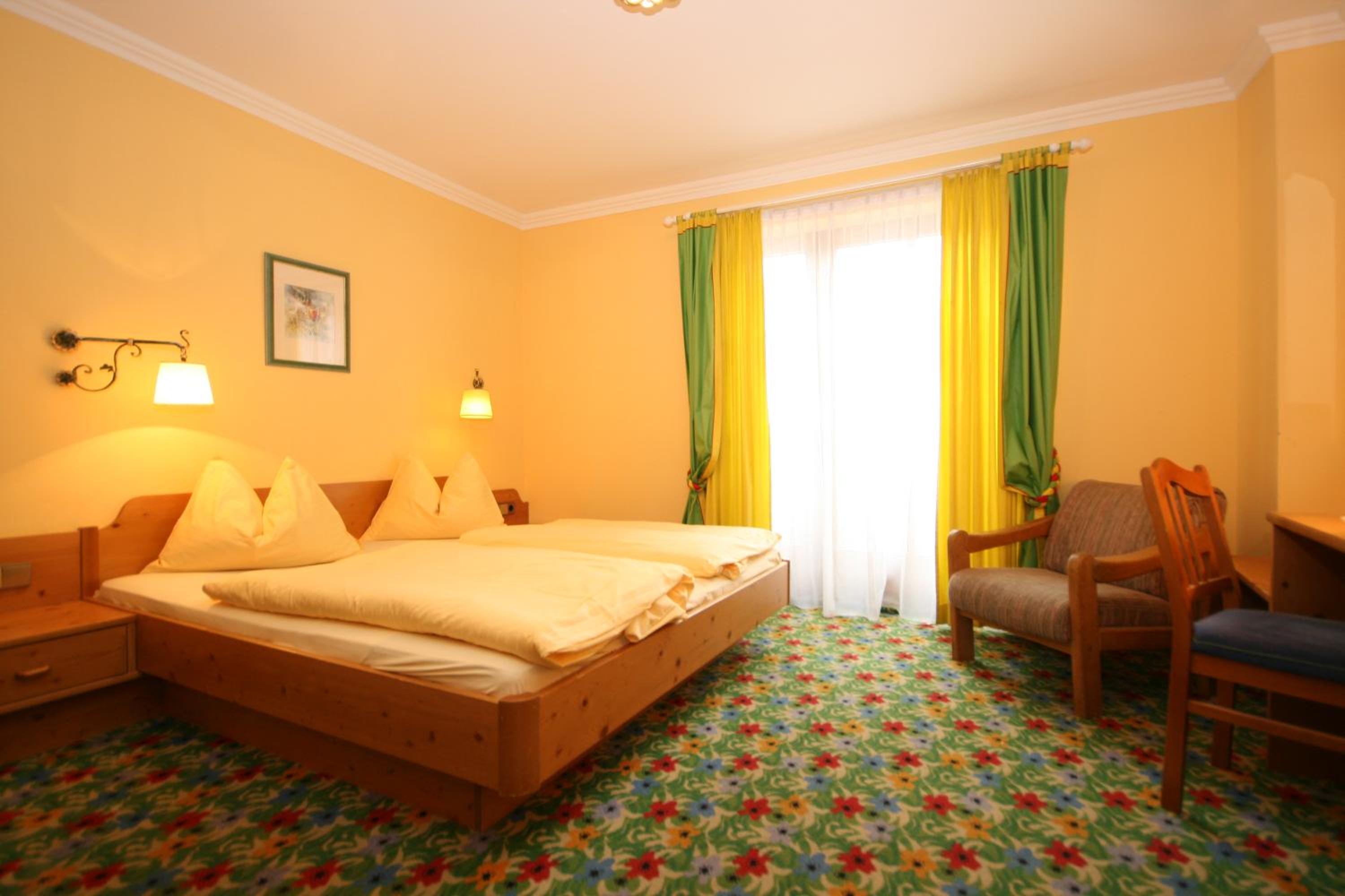 Two-Bedroom Apartment (4 Adults)