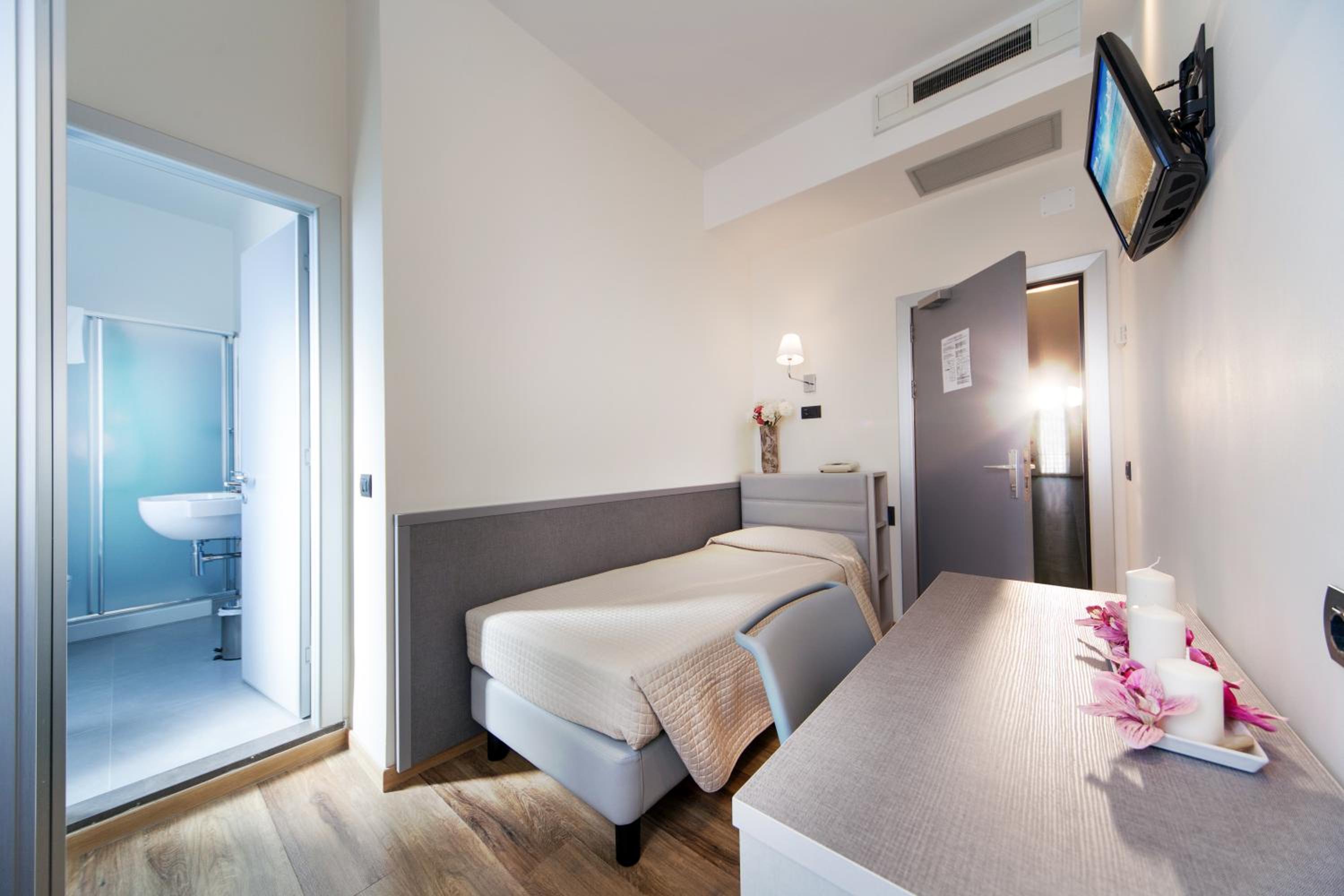 Superior Single Room photo 3