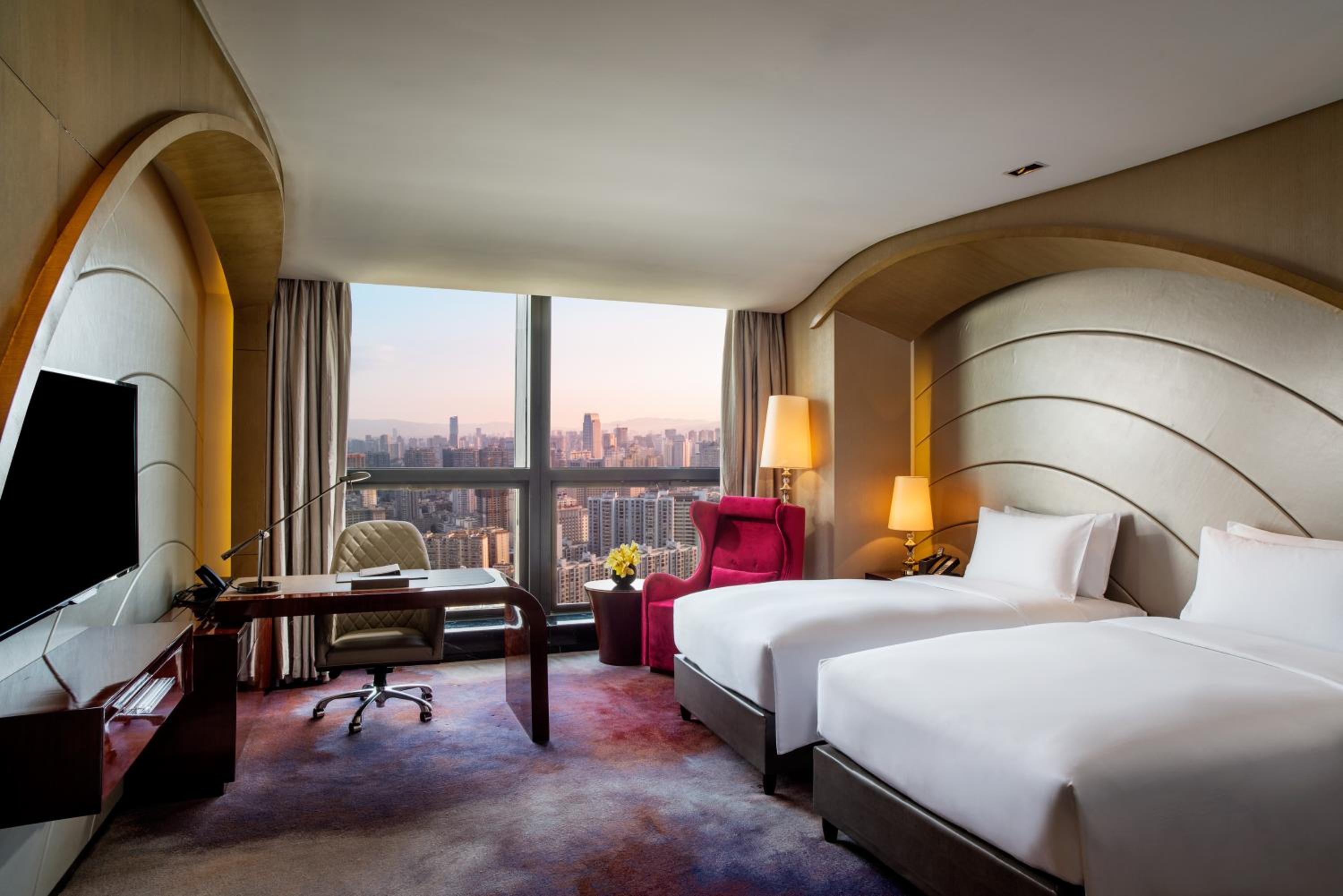Luxury Twin Room with Club Access