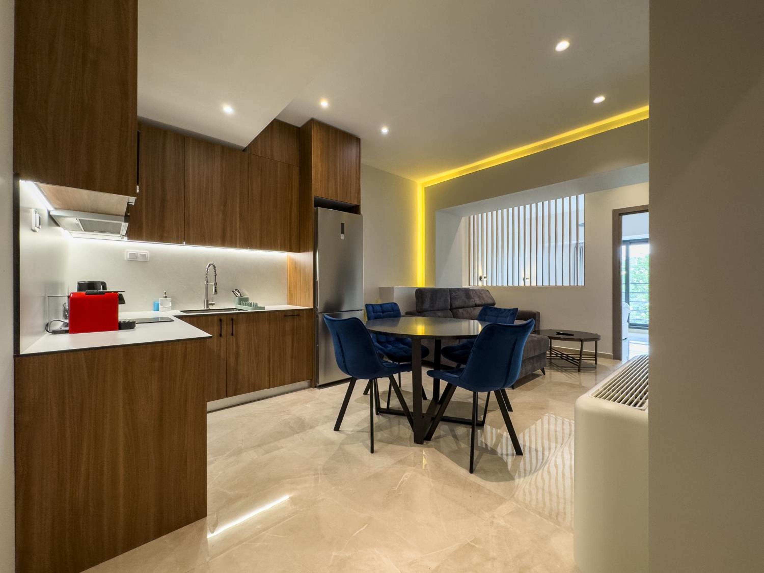 Studio Apartment with King Bed