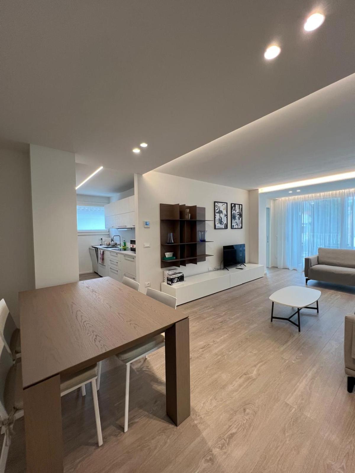 Deluxe Apartment photo 3