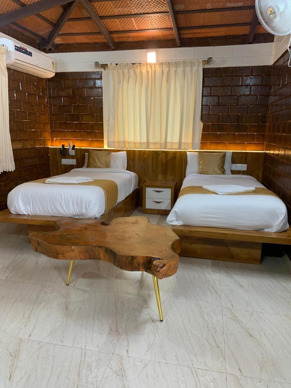 Twin Room photo 2