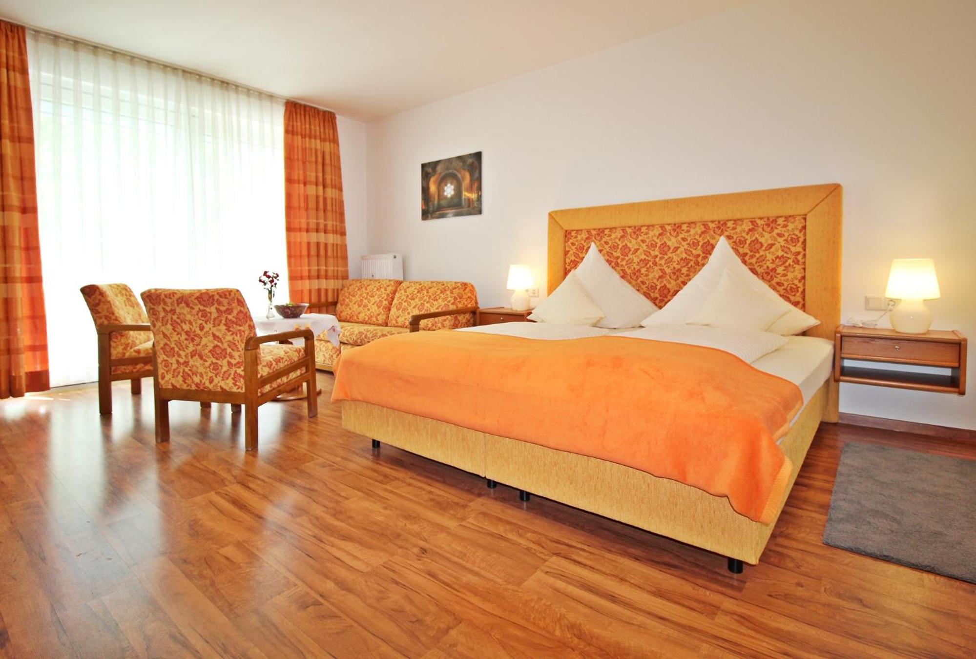 Double Room with Balcony photo 3