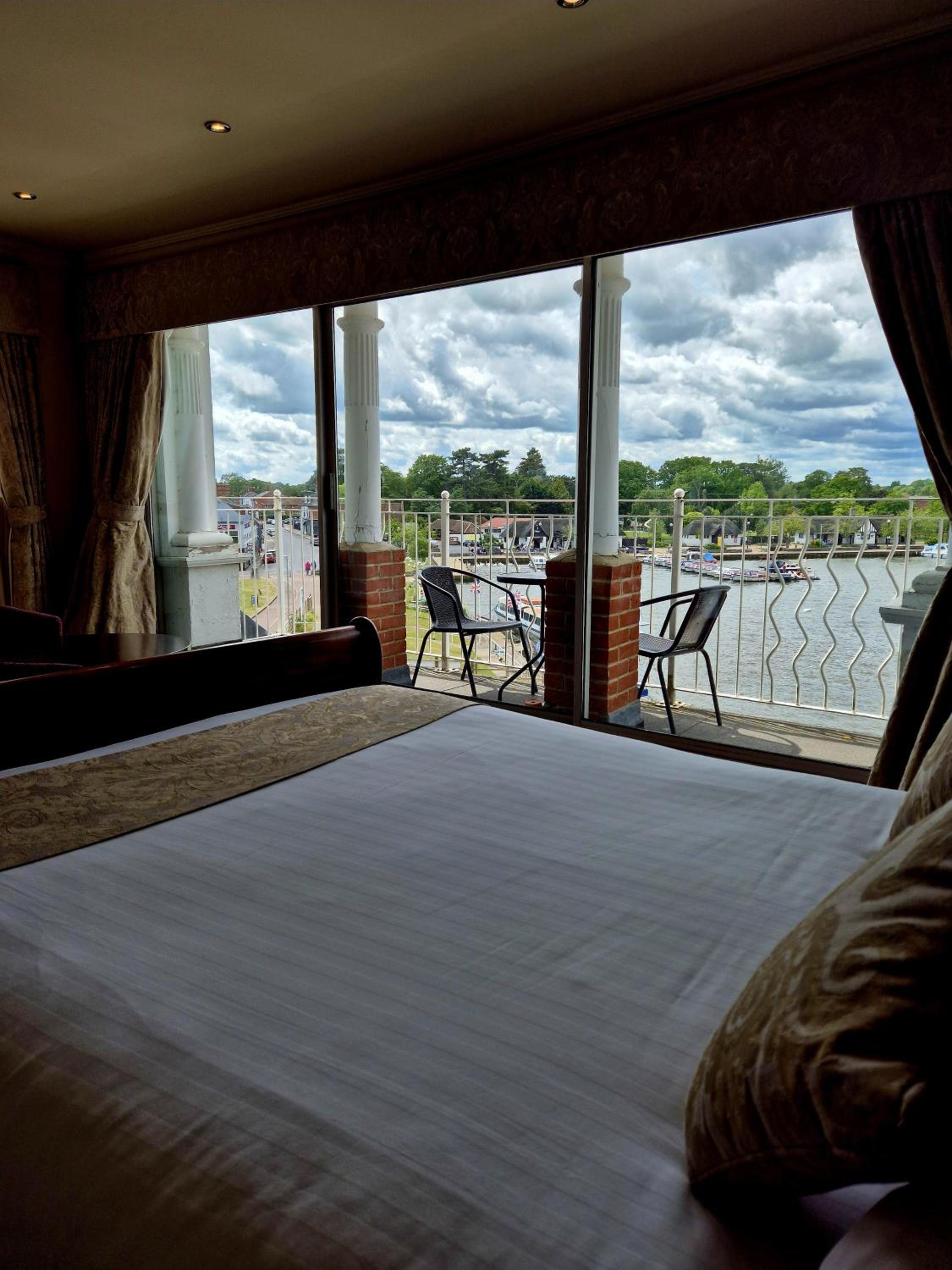 Suite with River View