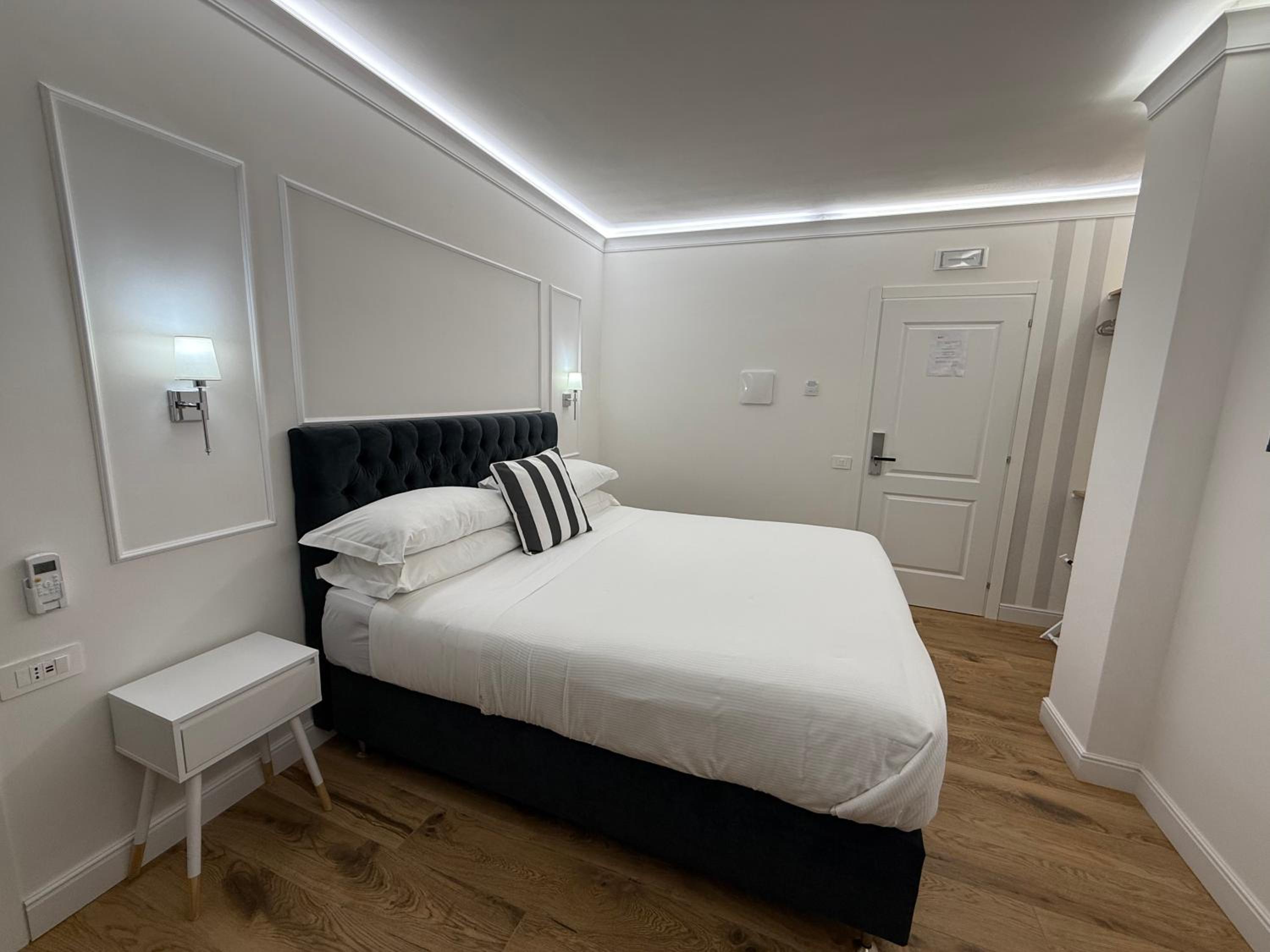 Standard Suite
