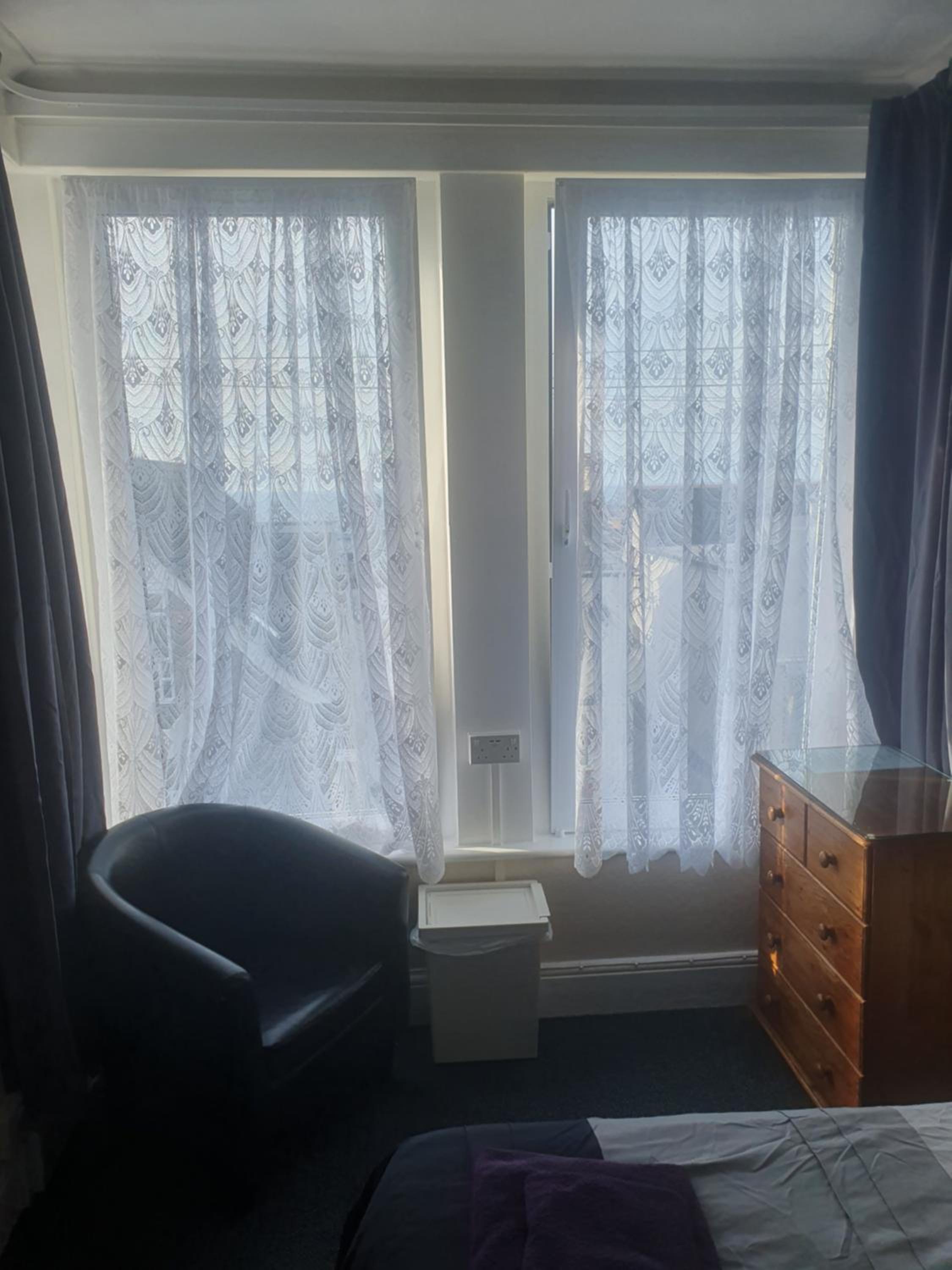 Double or Twin Room with Shower