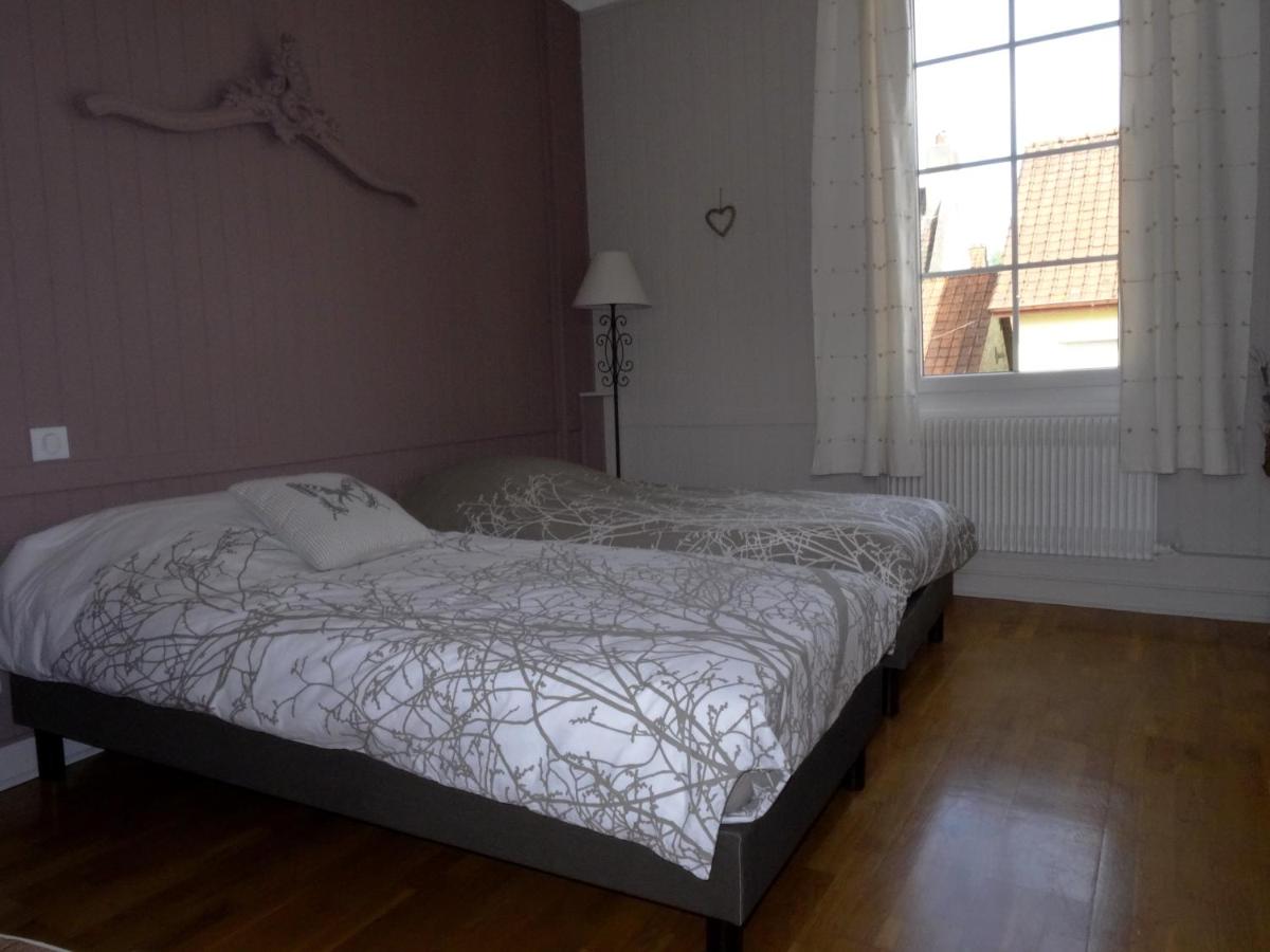 Large Double Room photo 2