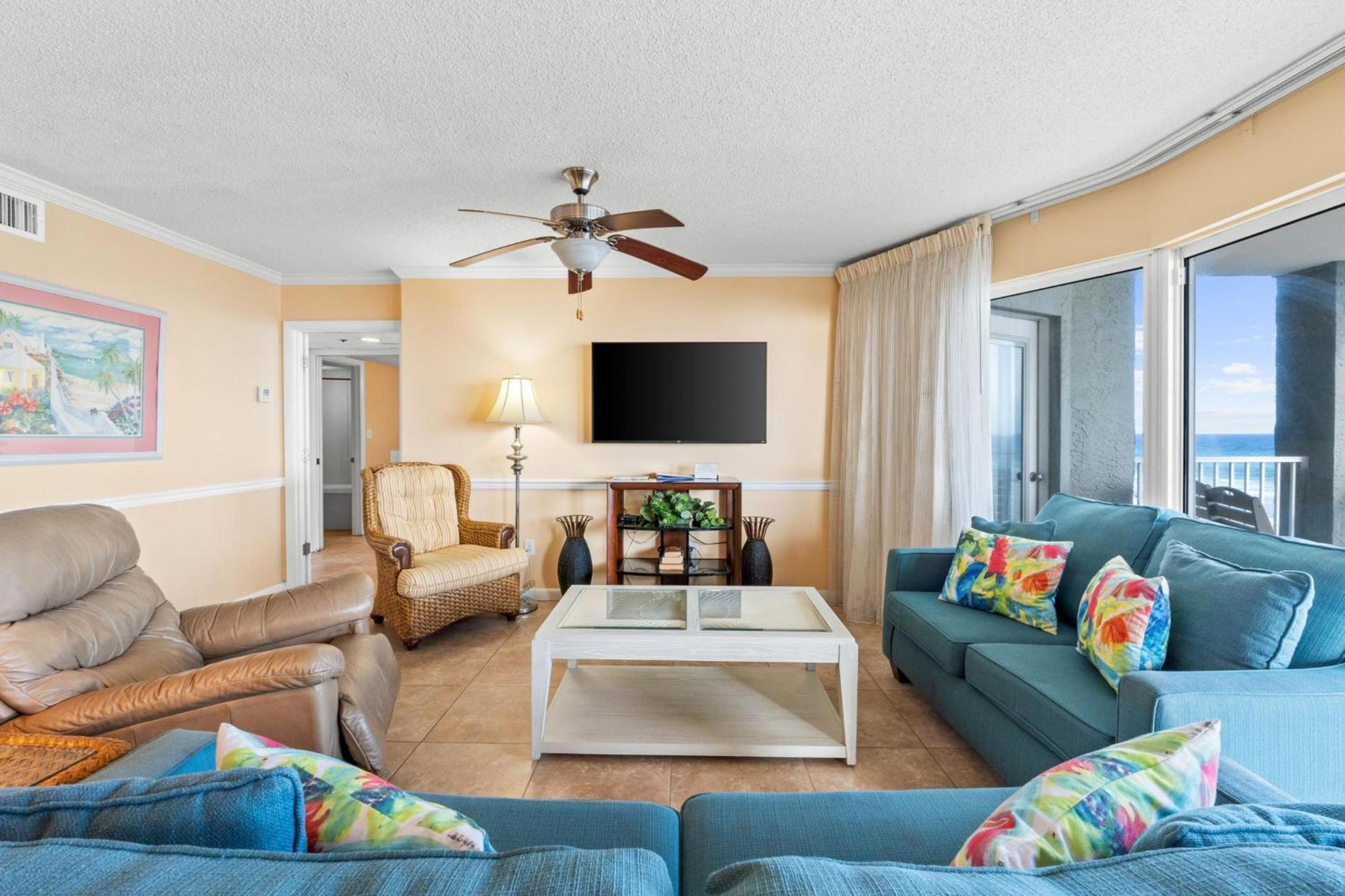 Three-Bedroom Apartment with Ocean View