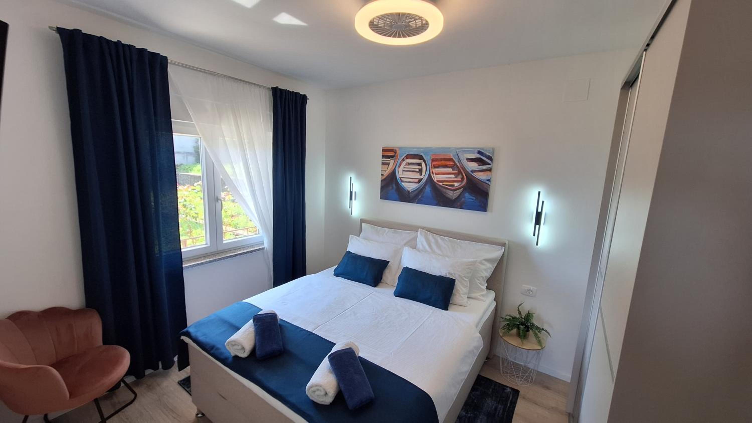Superior One-Bedroom Apartment with Balcony photo 2