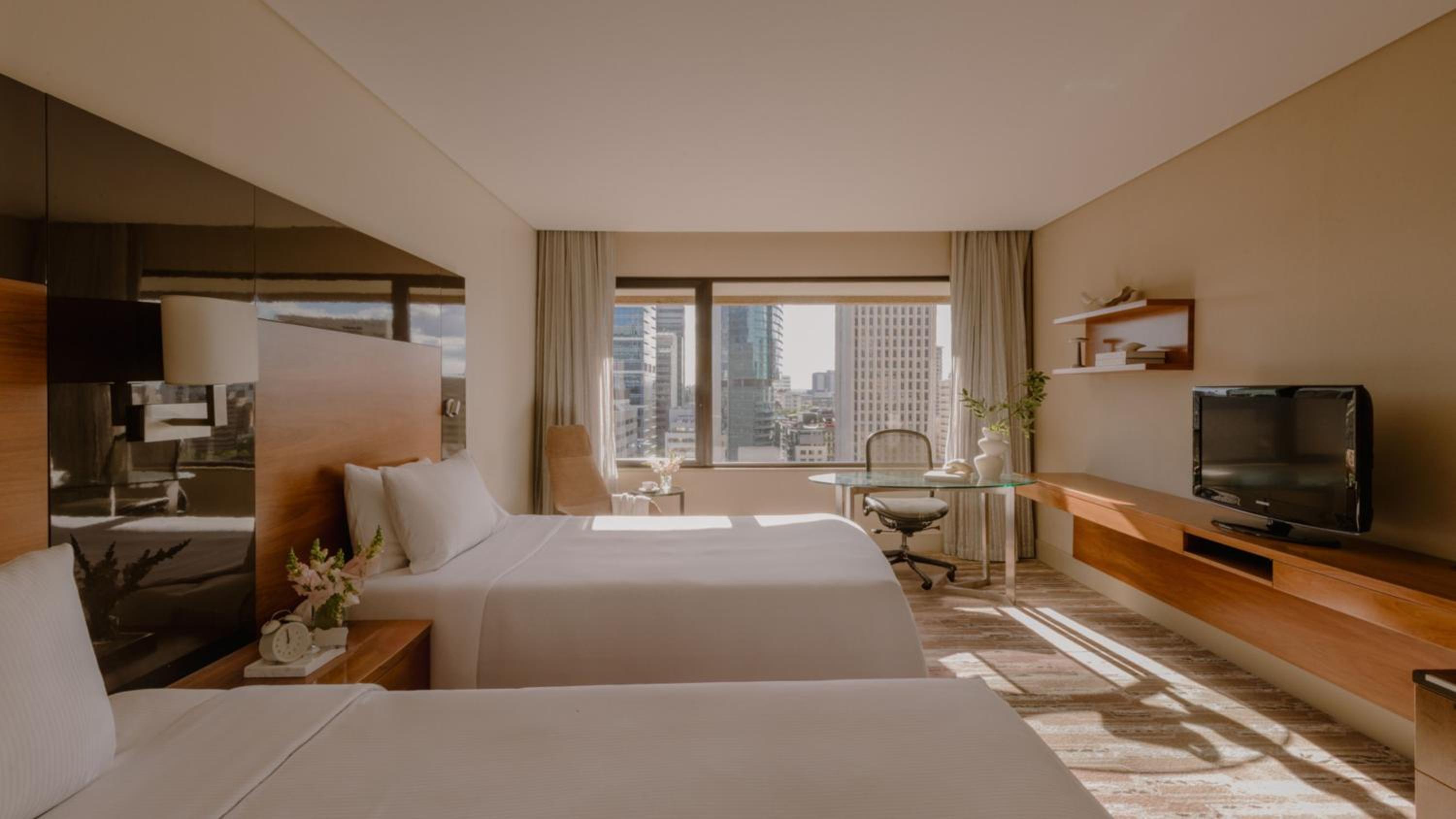 Classic Double Room with Two Double Beds - High Floor