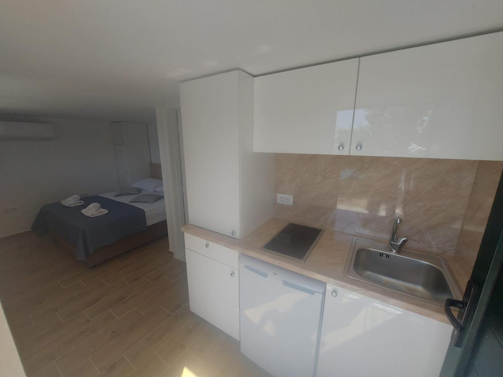 Studio with Terrace