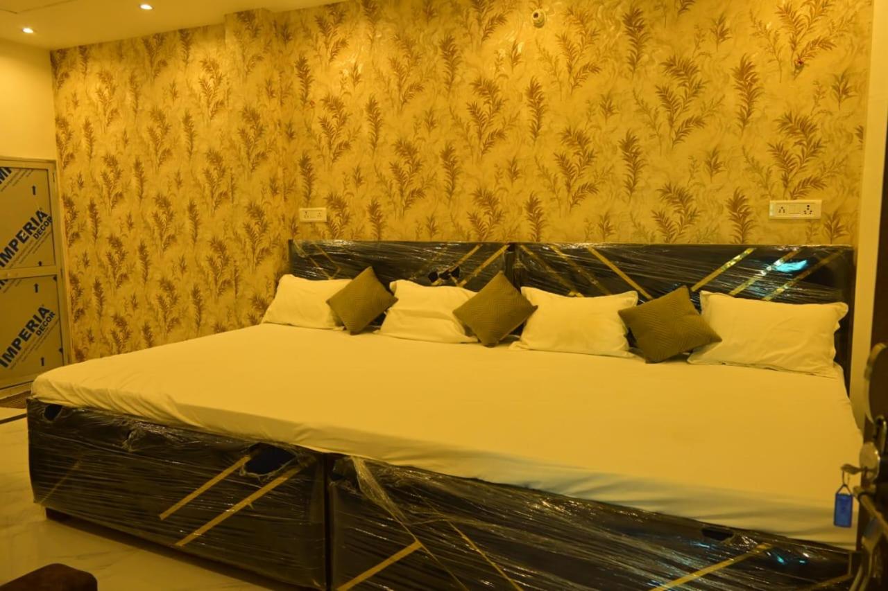 Deluxe Double or Twin Room with Balcony photo 1