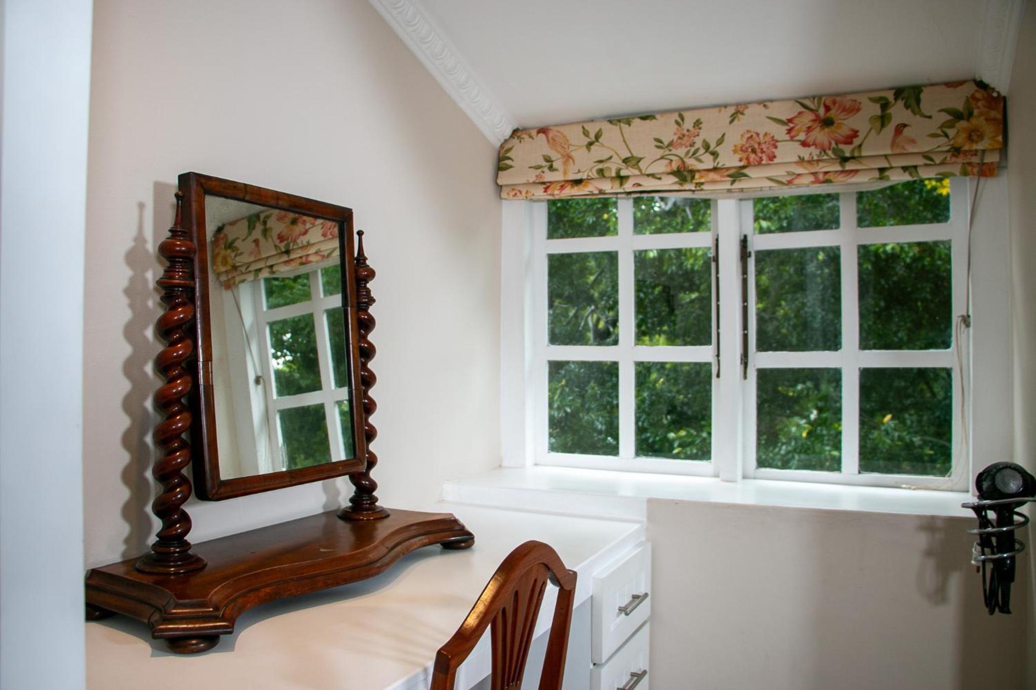 Deluxe Family Room - Photo 5