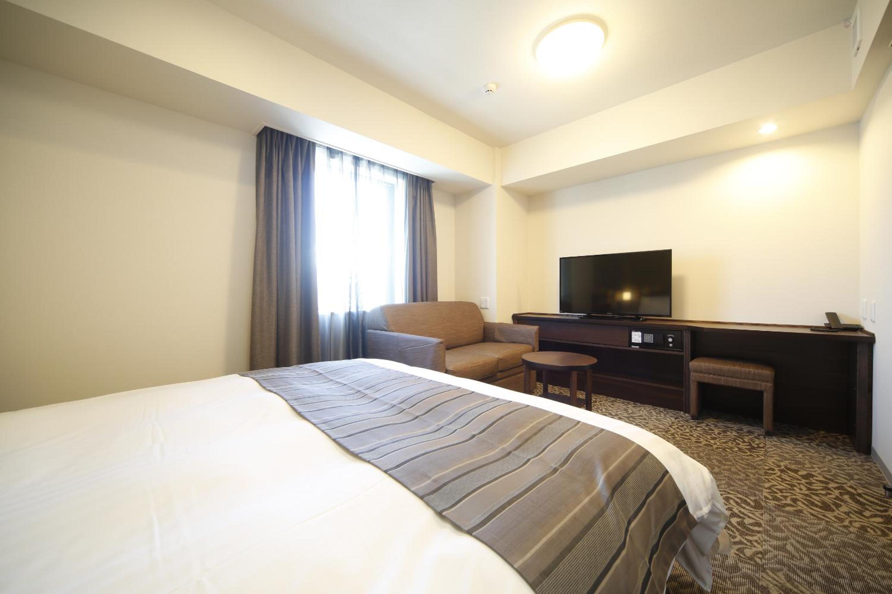 King Room - High Floor photo 2