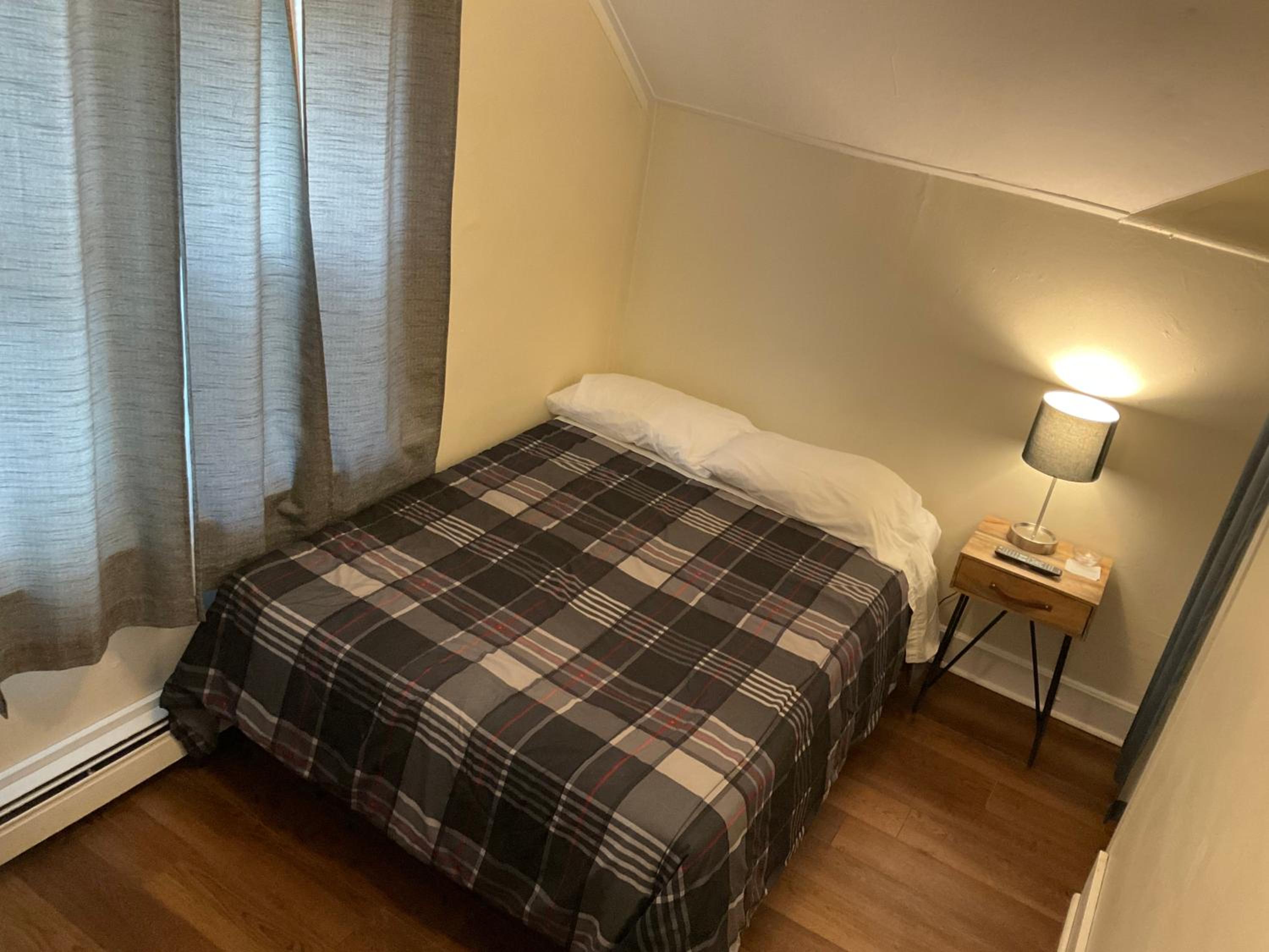 Deluxe Double Room - Photo 8