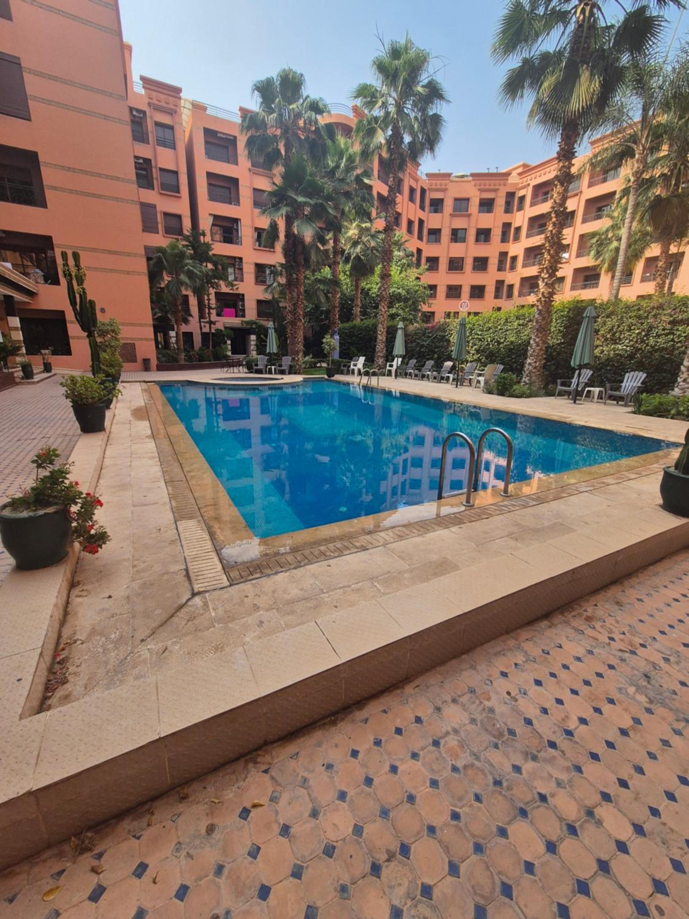 Two-Bedroom Apartment with Balcony photo 2