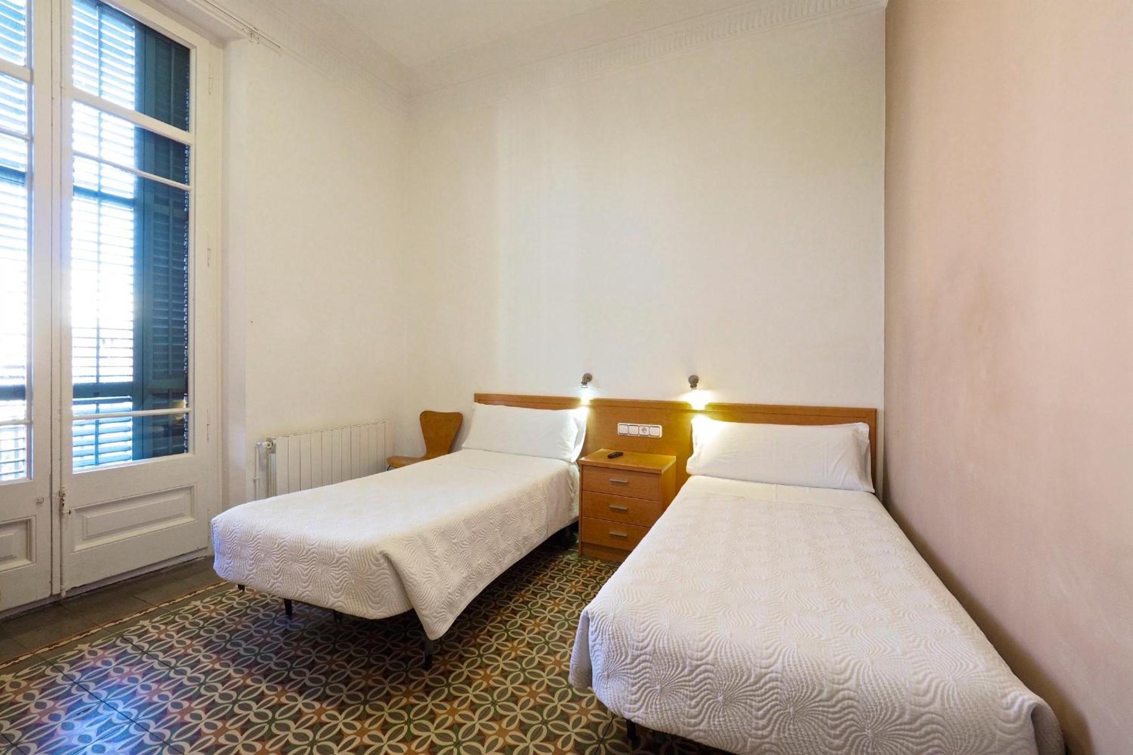 Habitación Doble con Baño Compartido