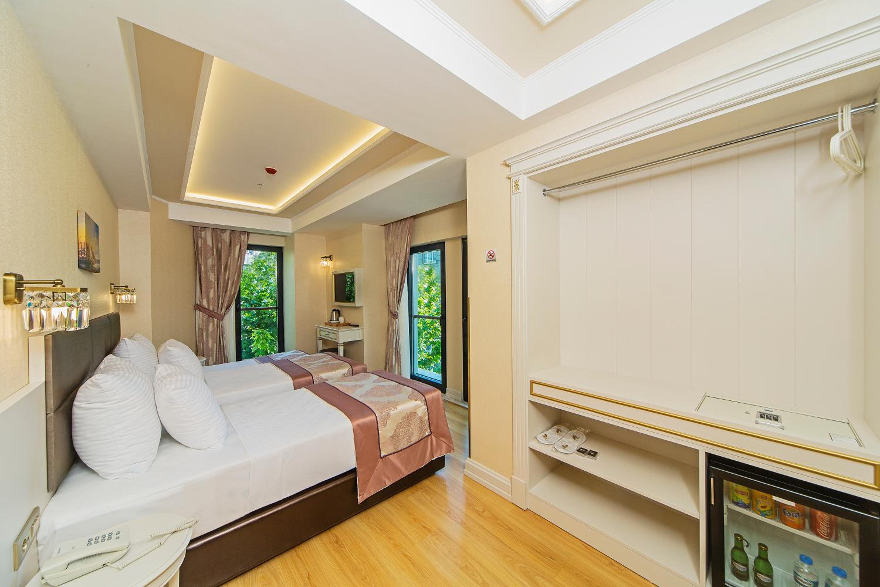 Standard Triple Room photo 3