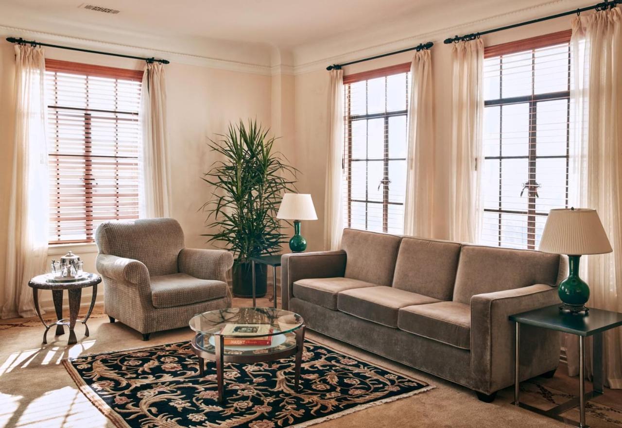2-bedroom suite