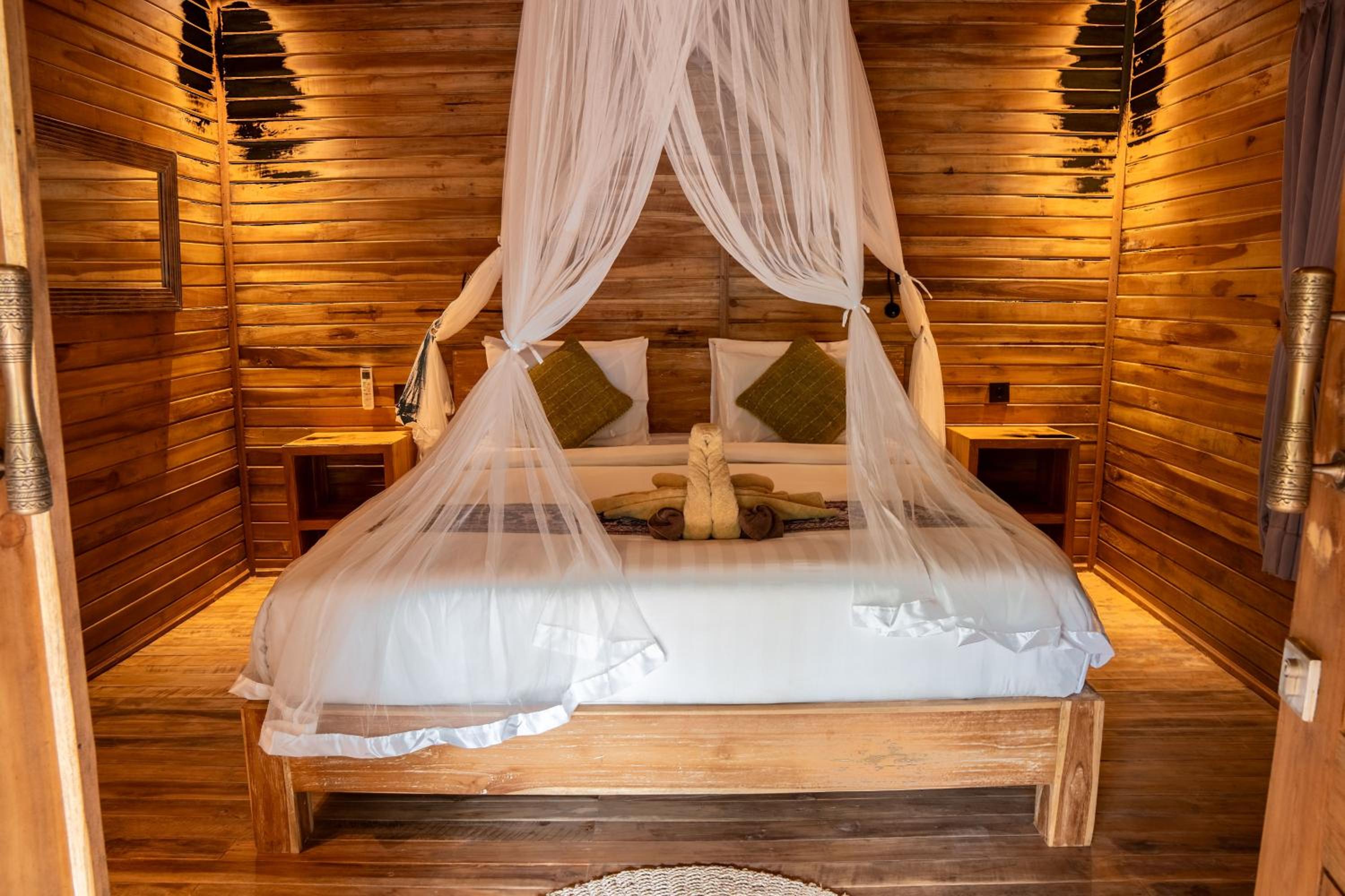 Grand Wooden Room