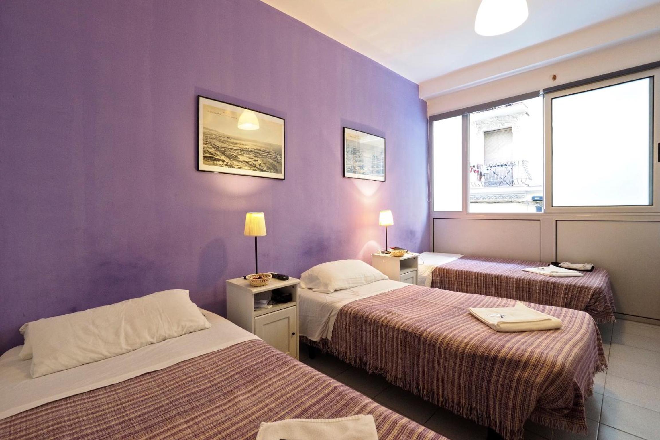 Triple Room with Private Bathroom photo 2