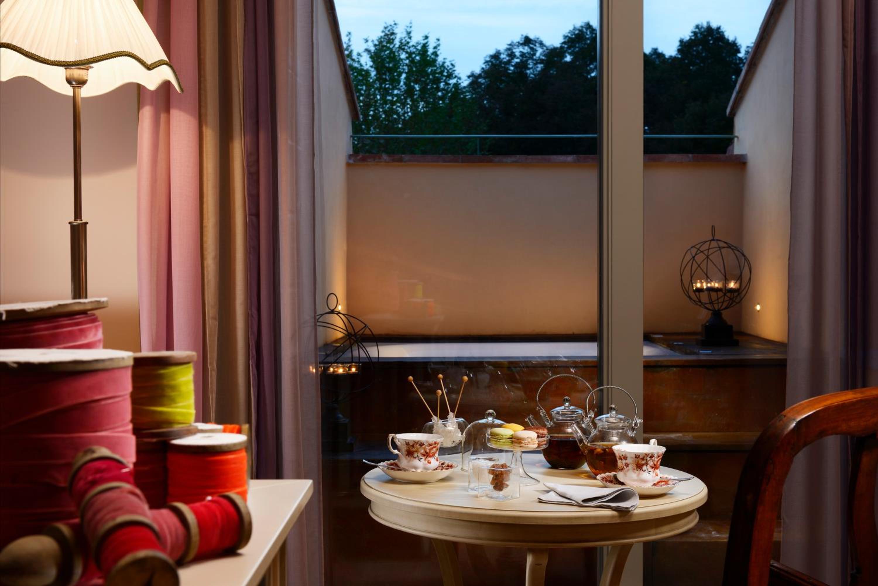 Junior Suite with Spa Bath