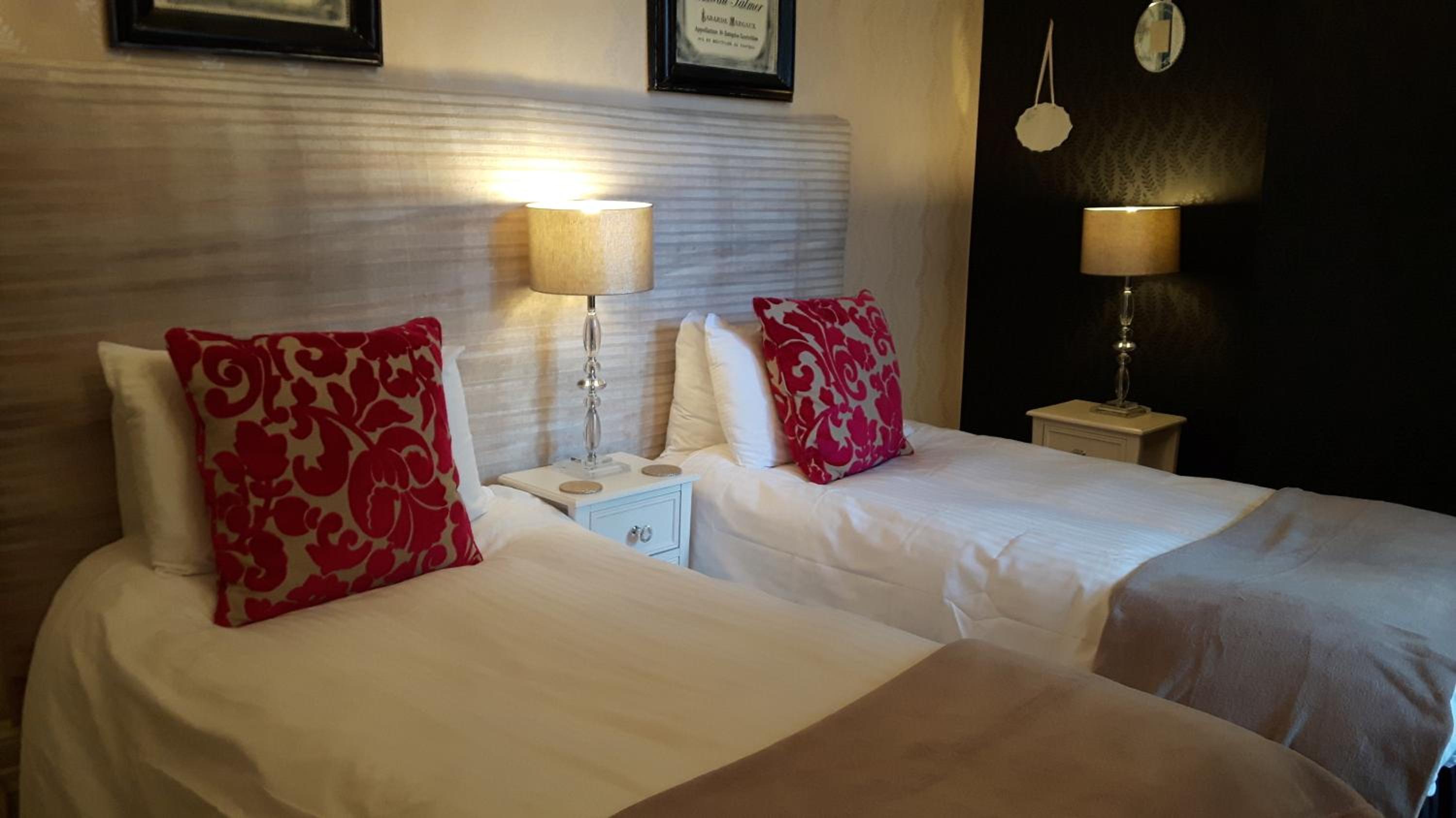 Superior Double or Twin Room photo 2