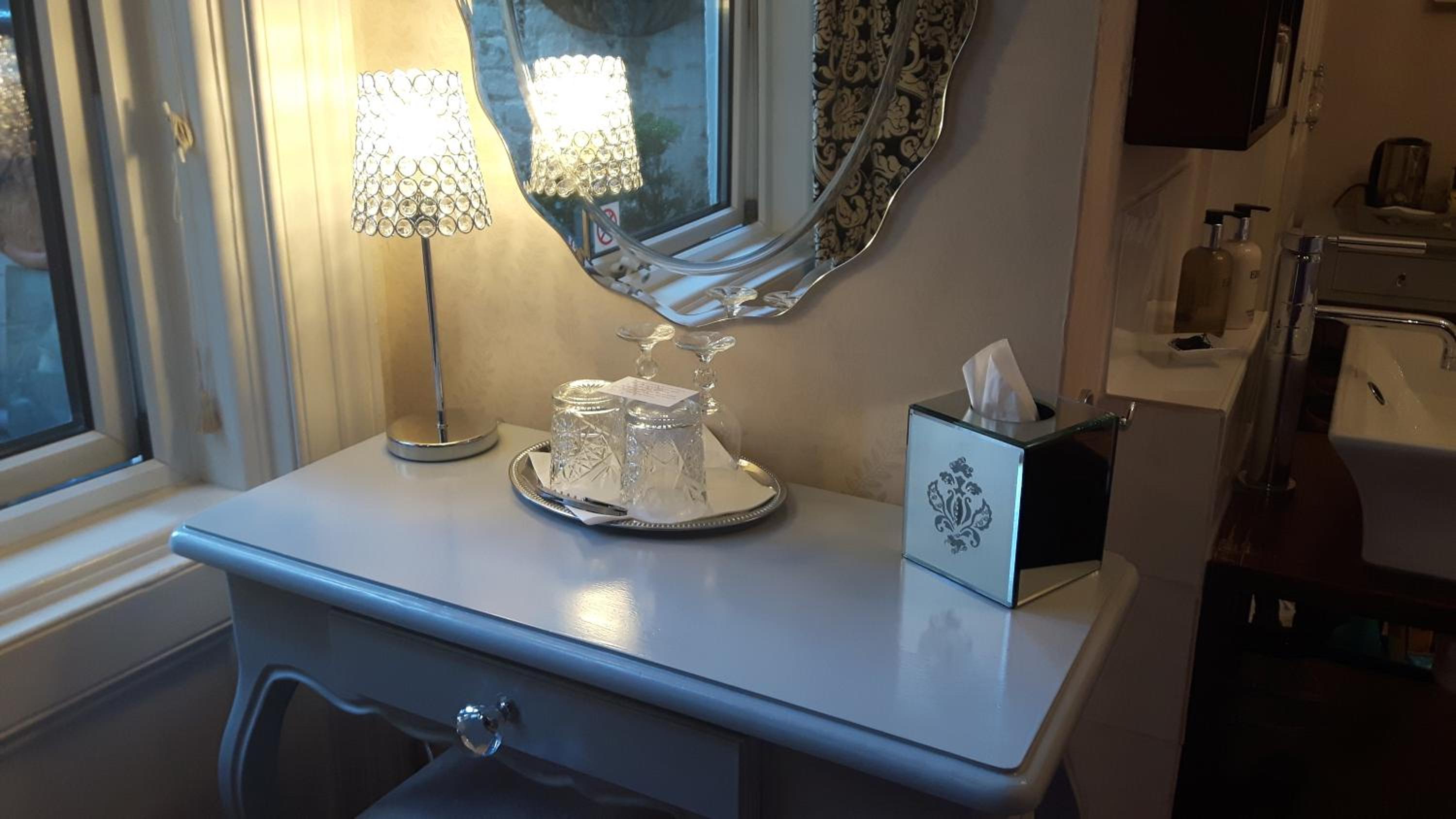 Superior Double or Twin Room photo 3