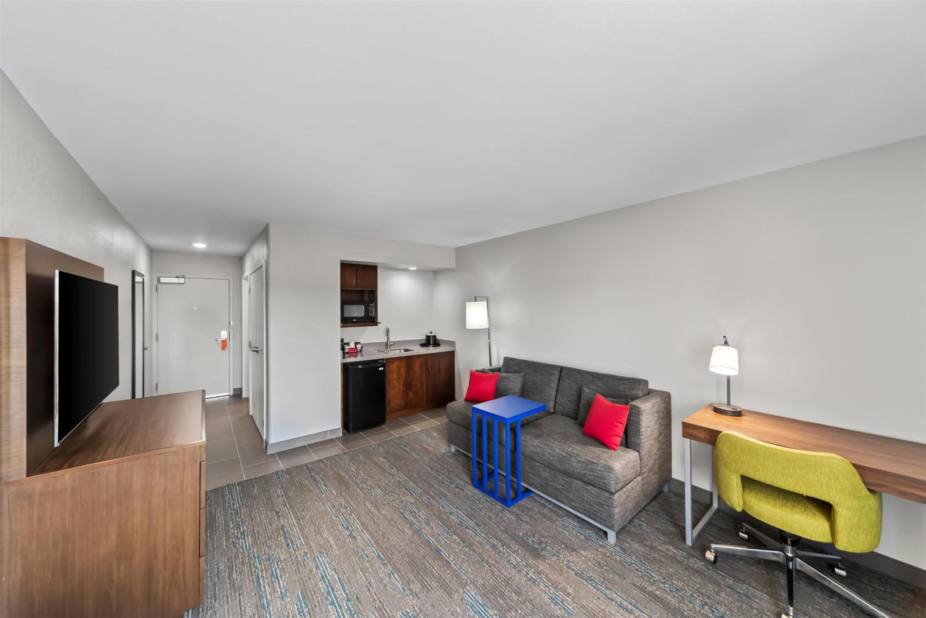King Suite with Sofa Bed
