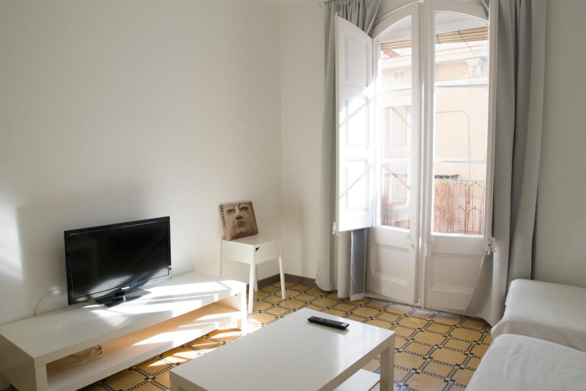 Two-Bedroom Apartment (6 Adults) photo 1
