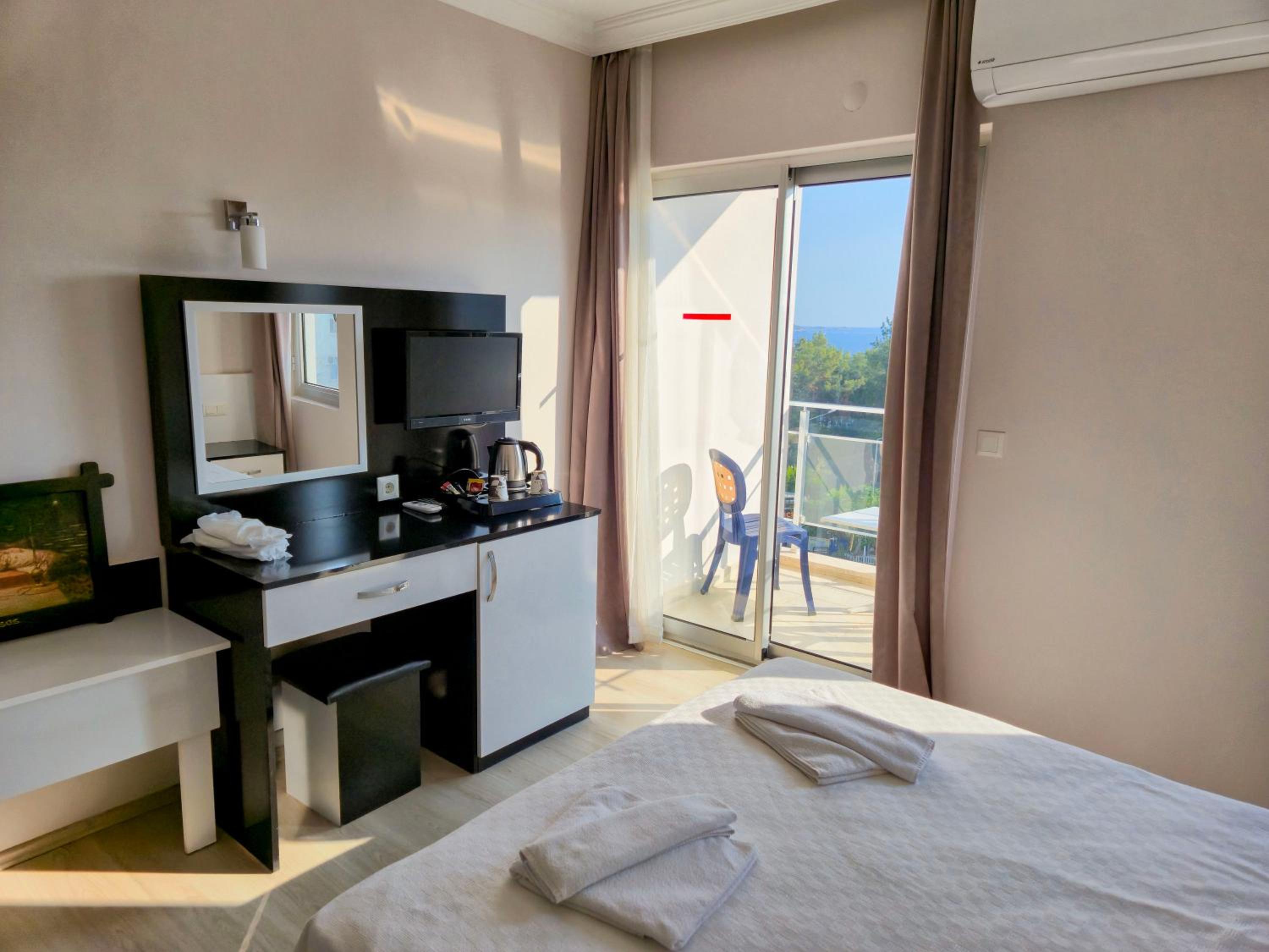 Deluxe Double Room with Sea View