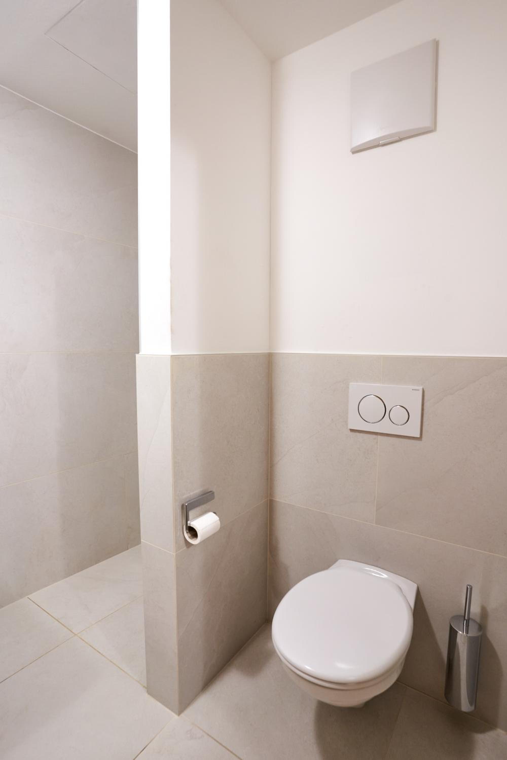 Budget Double Room photo 2