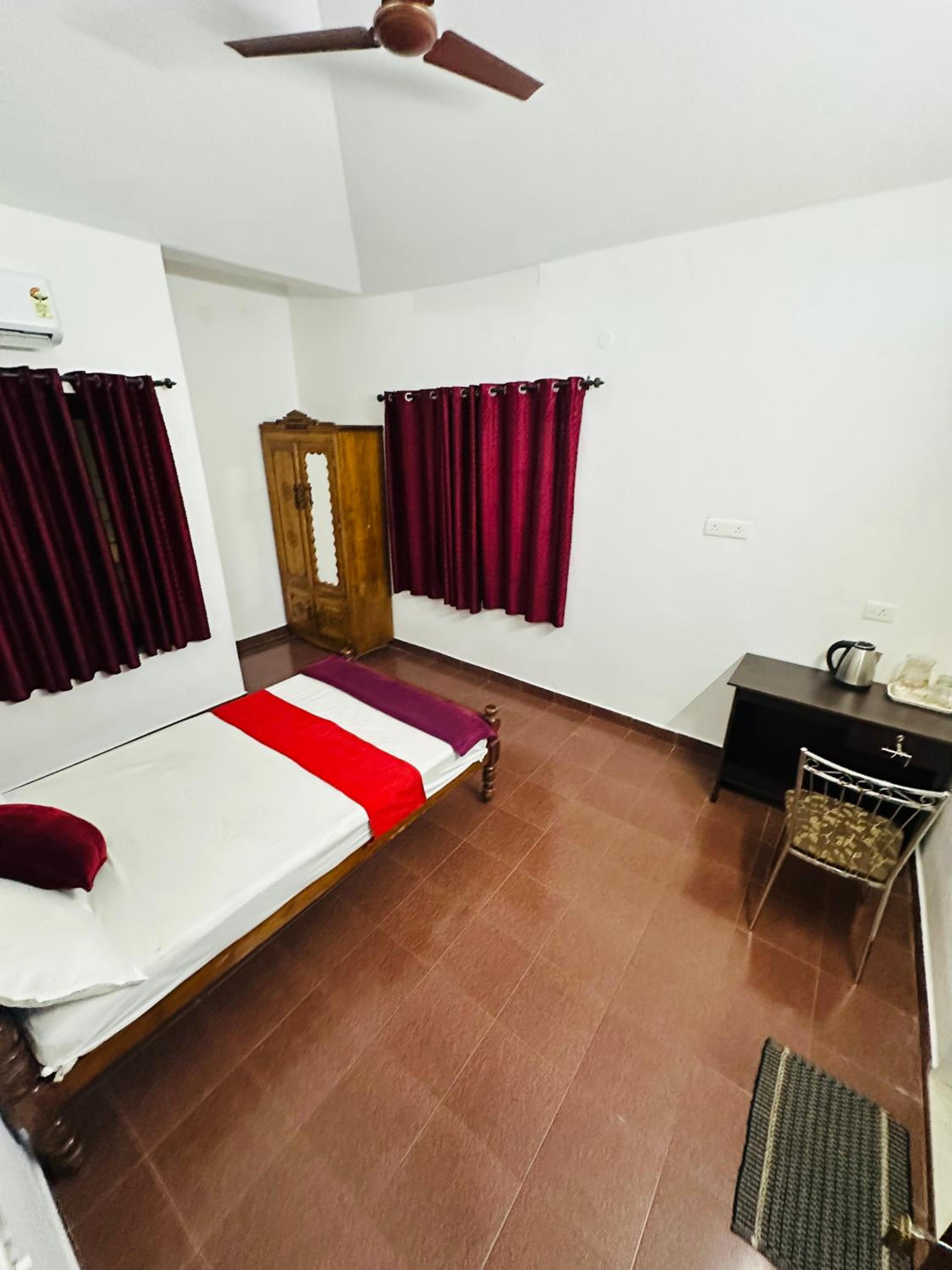 Standard Double Room photo 1