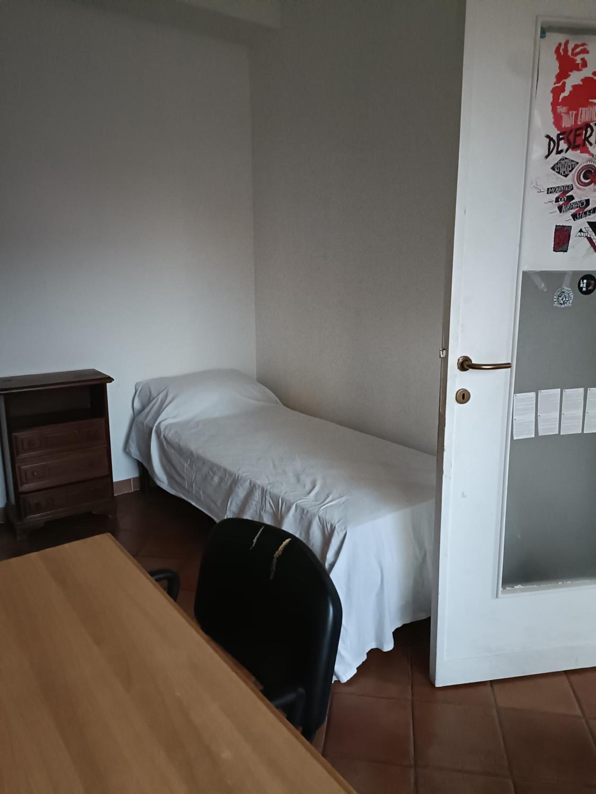 Single Room with Balcony photo 1