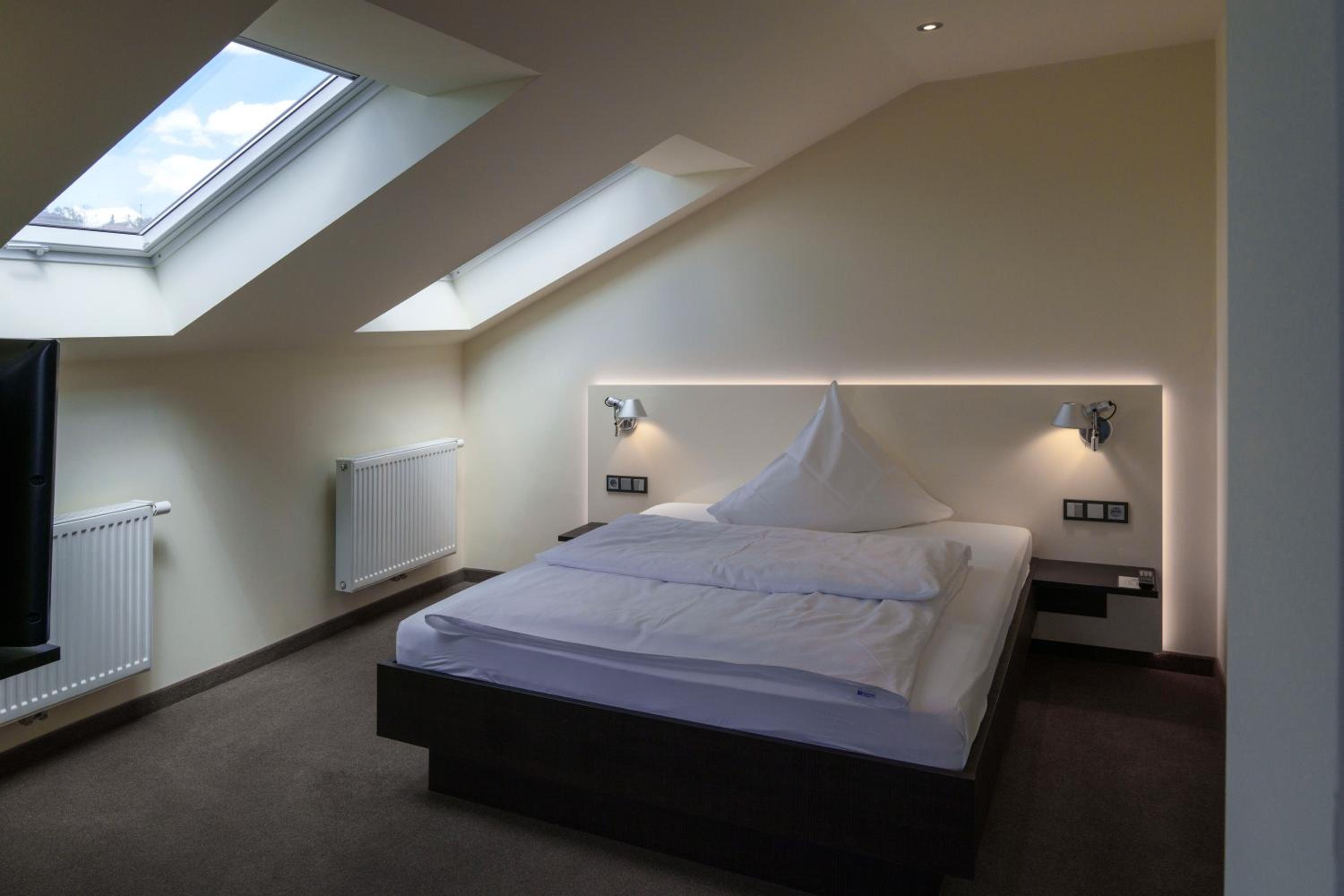Superior King Room photo 2