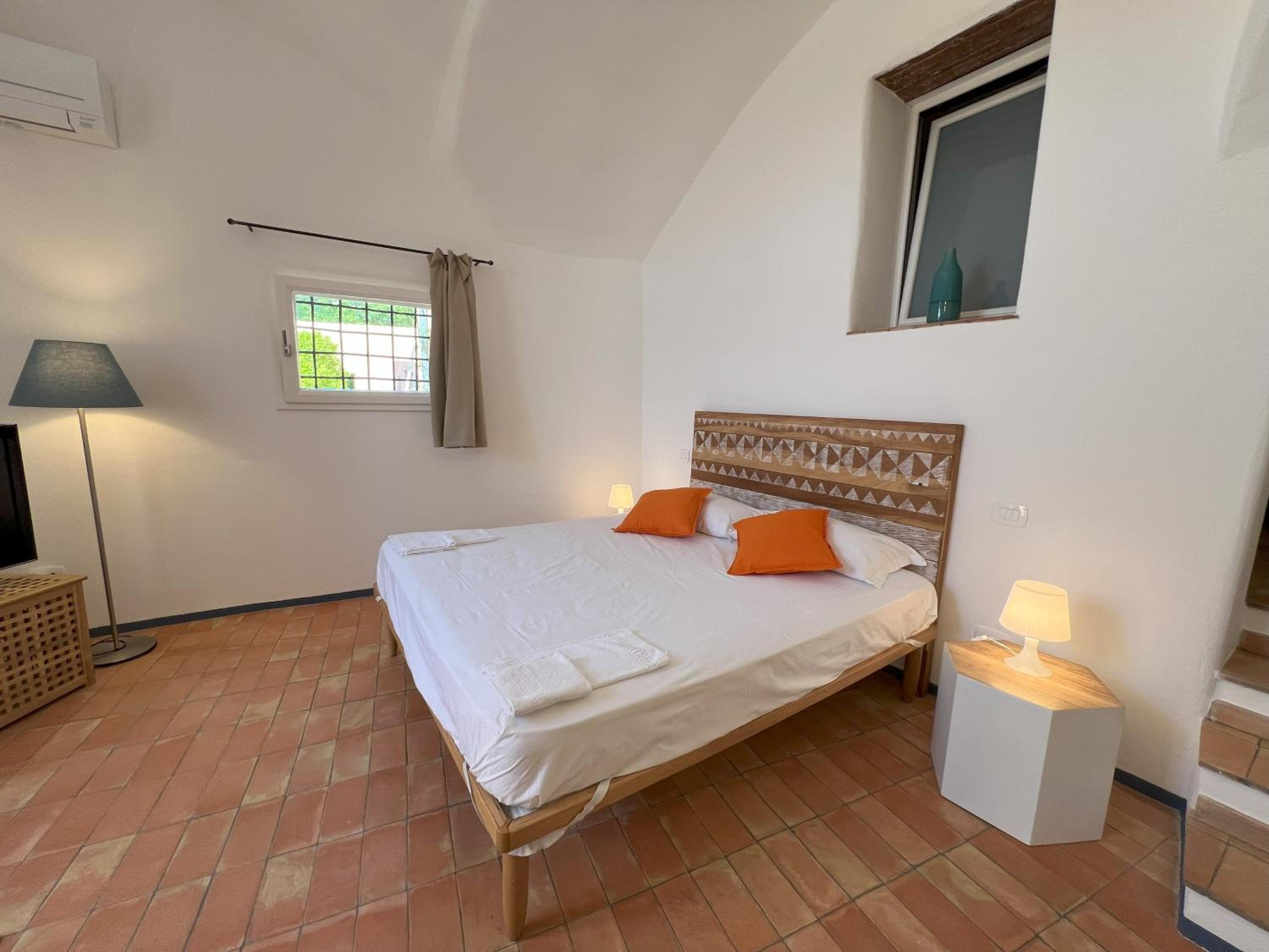 Two-Bedroom House photo 3