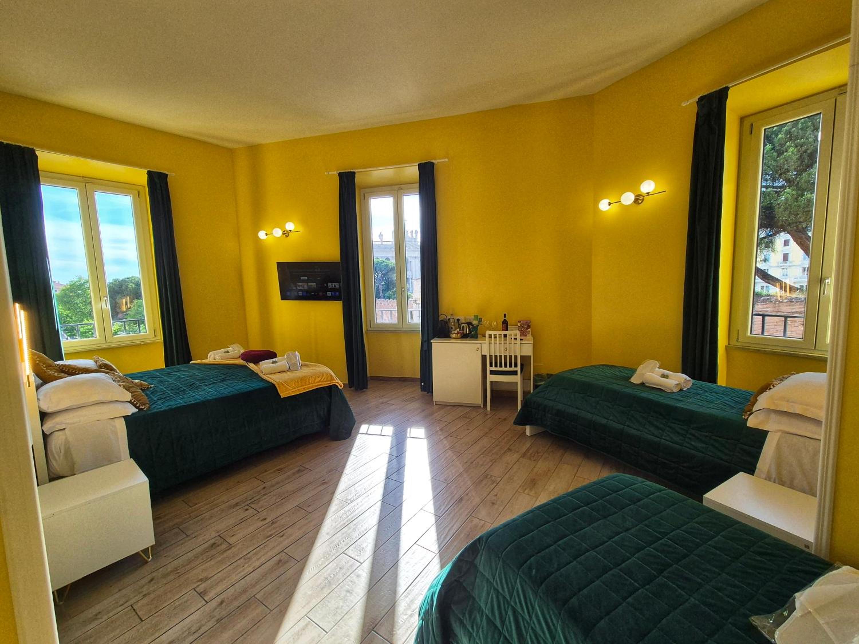 Luxury Quadruple Room photo 3