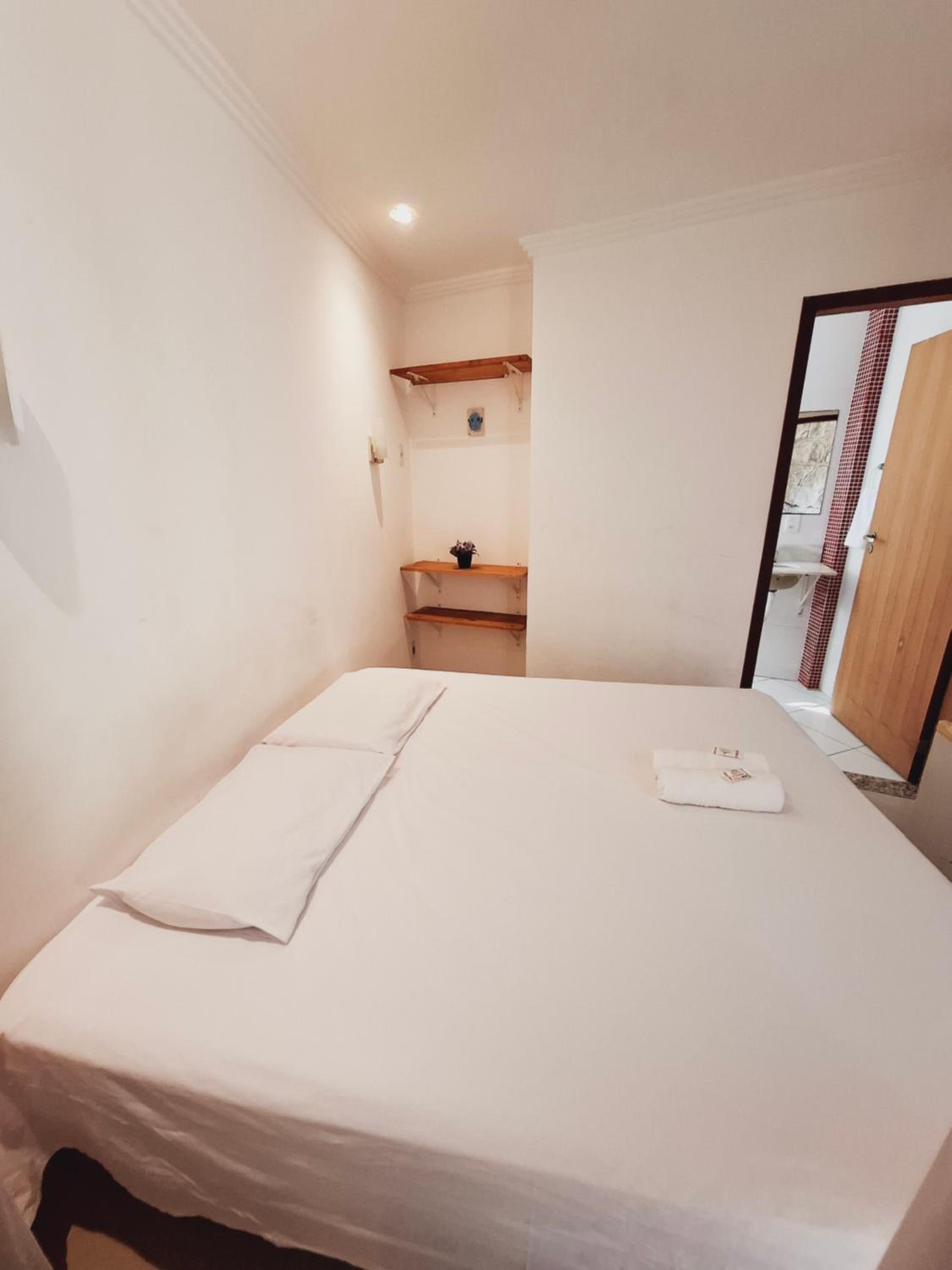 Standard Double Room - Photo 4