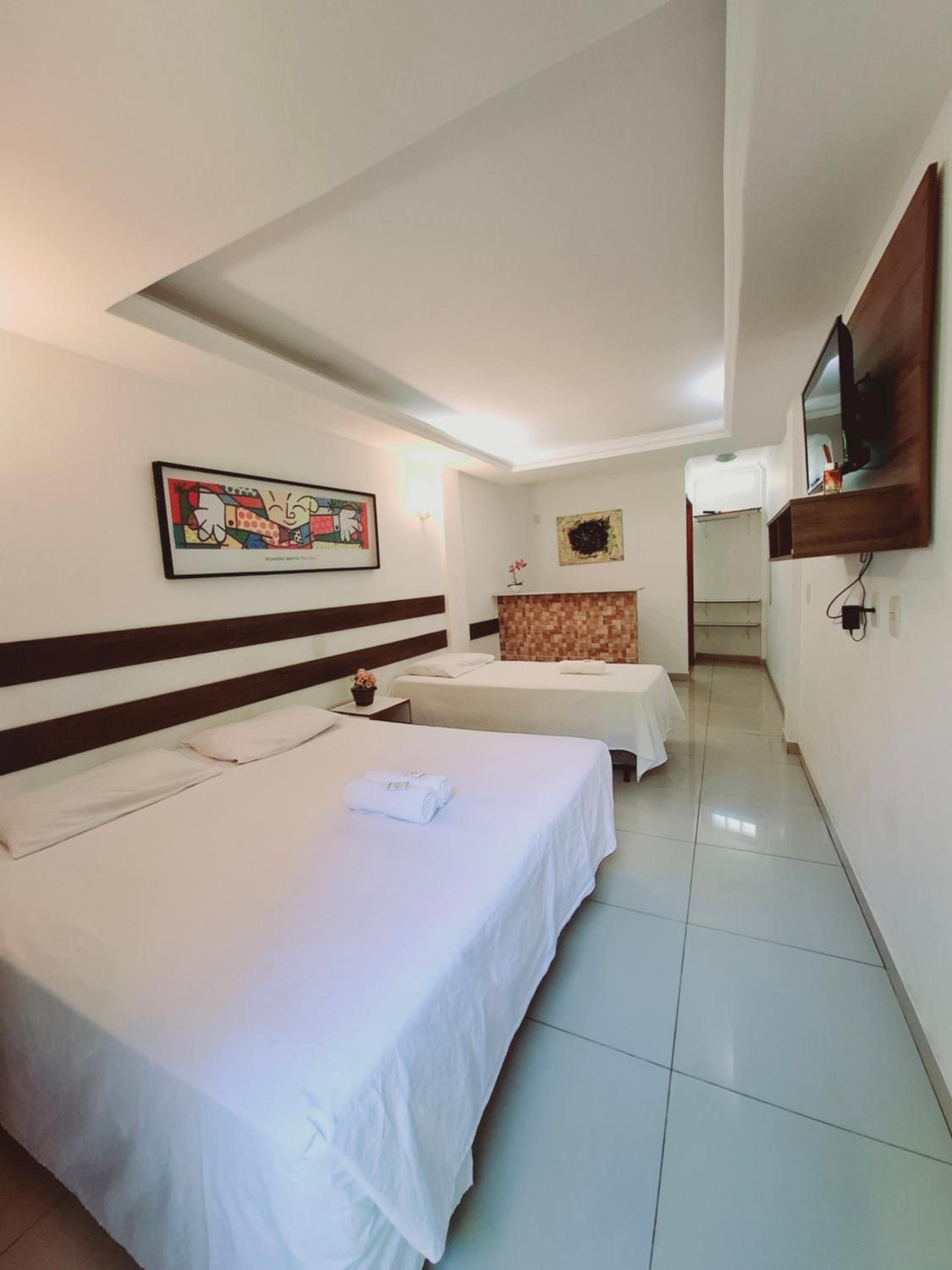 Standard Quadruple Room - Photo 8