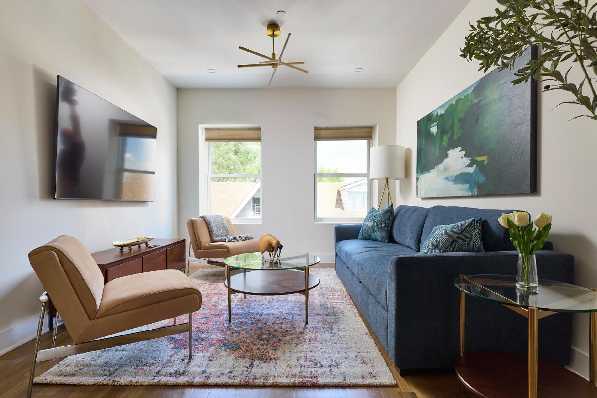 Three-Bedroom Apartment photo 1