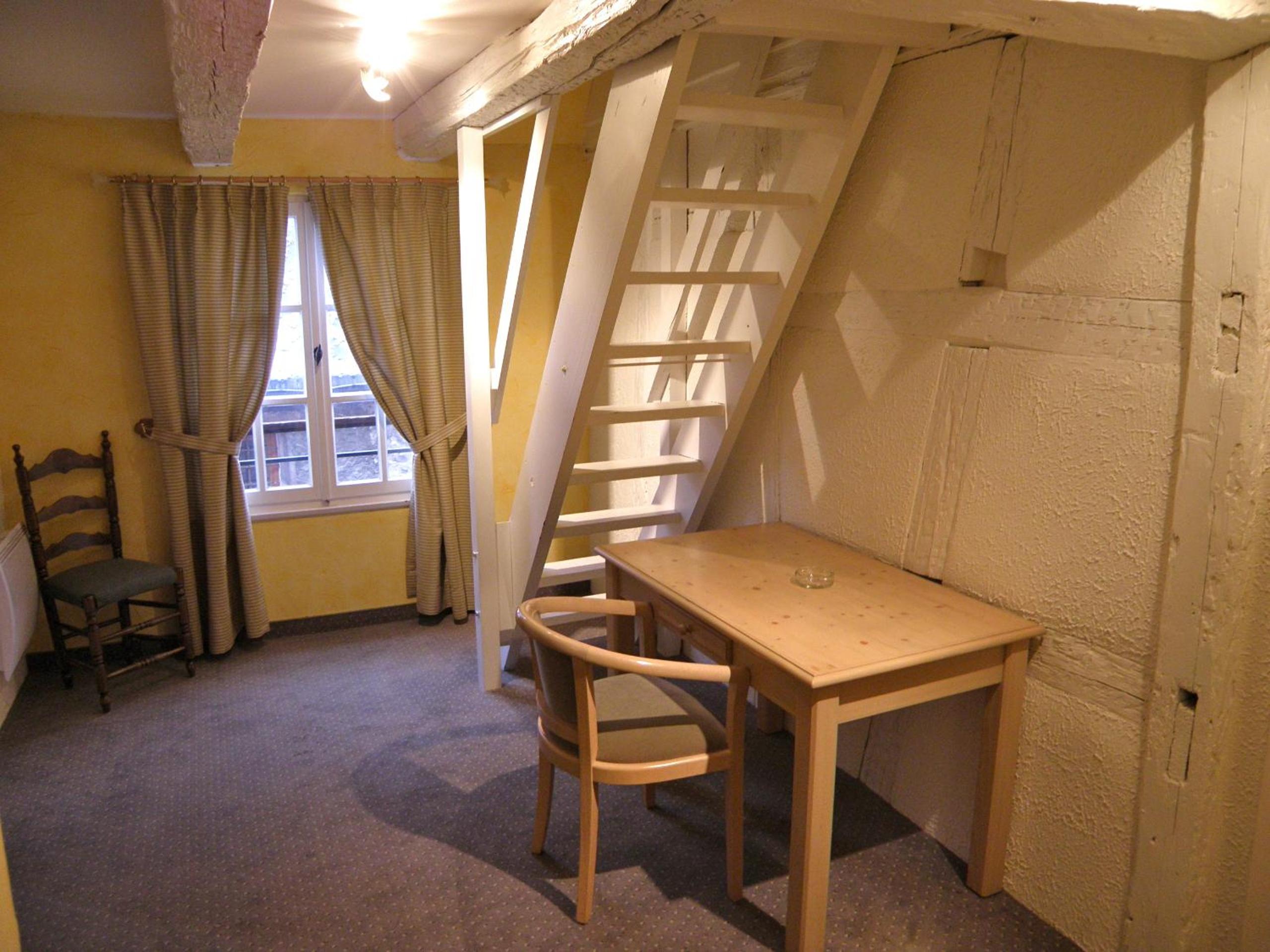 Duplex (4 adults) with double bed and twin bed - Photo 6