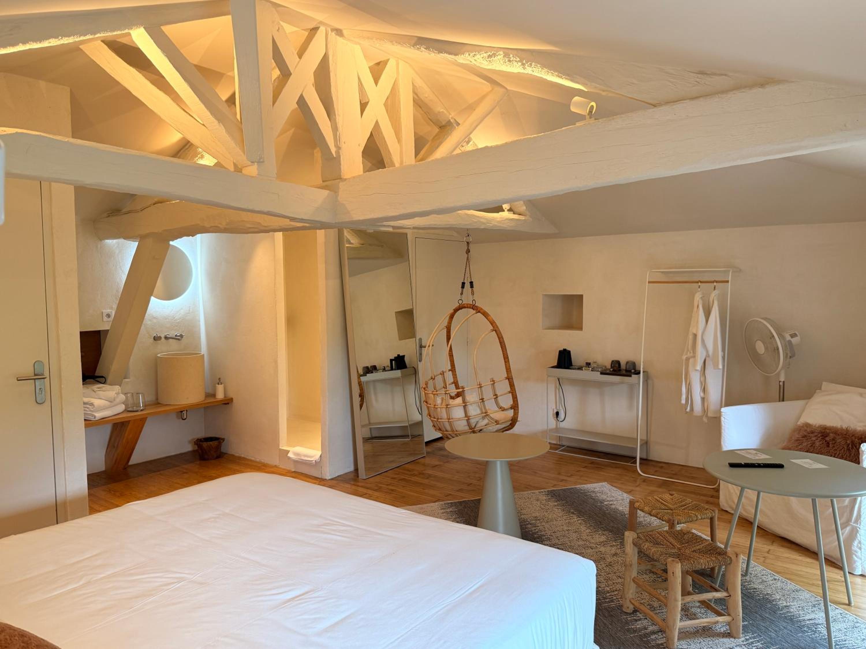 Superior King Room