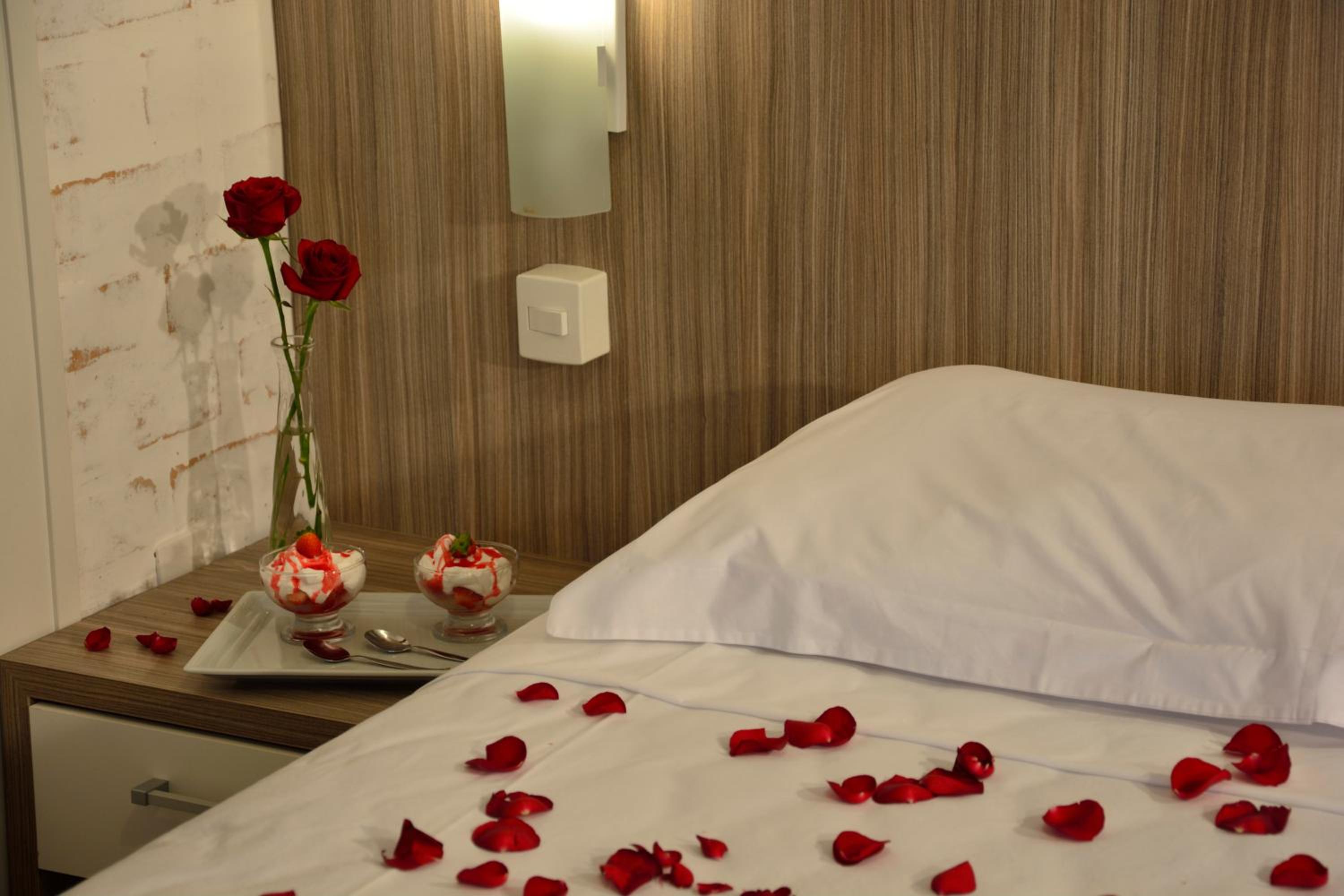 Deluxe Double Room with Bath photo 3
