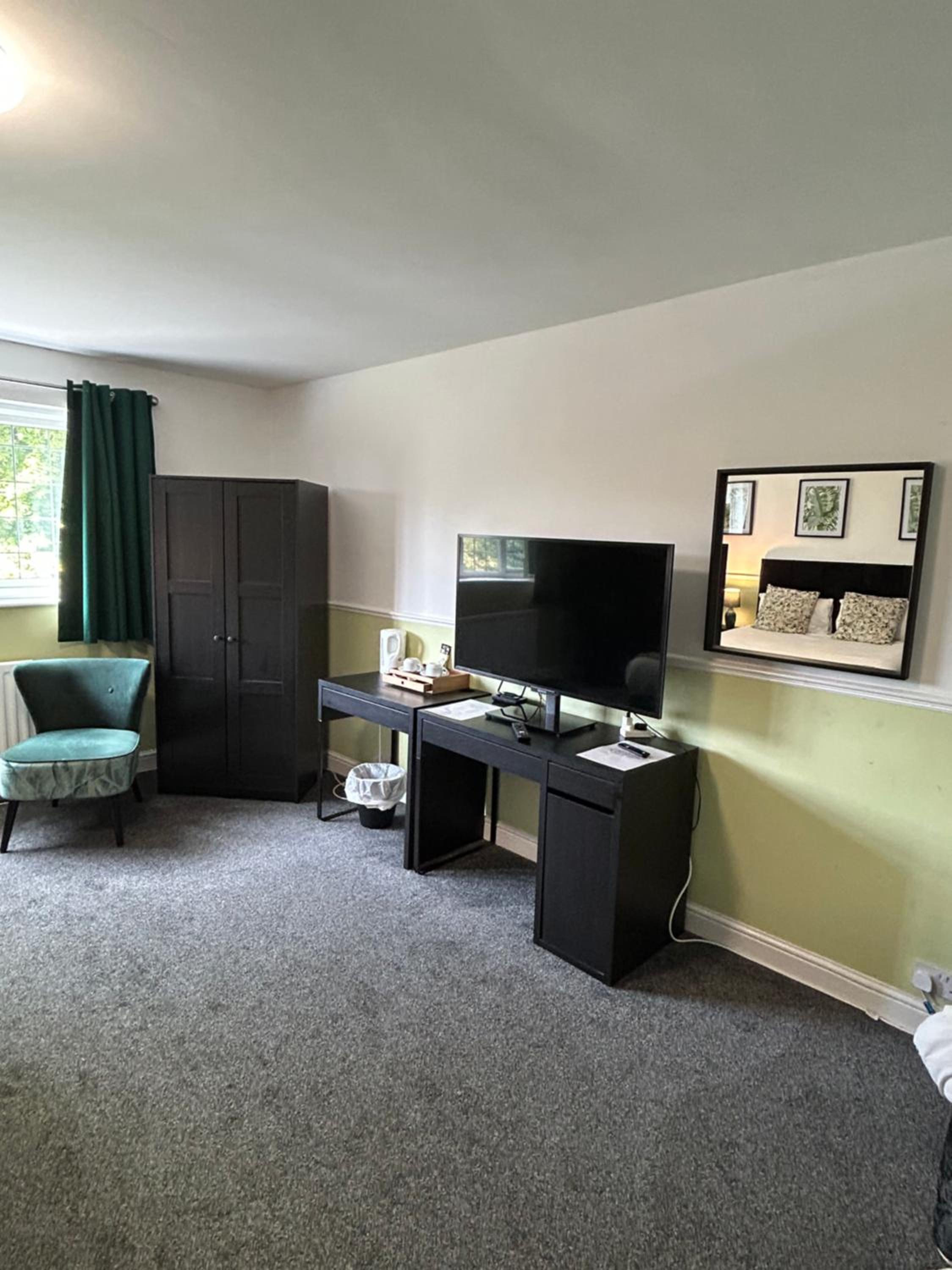 King Room with Garden View photo 3